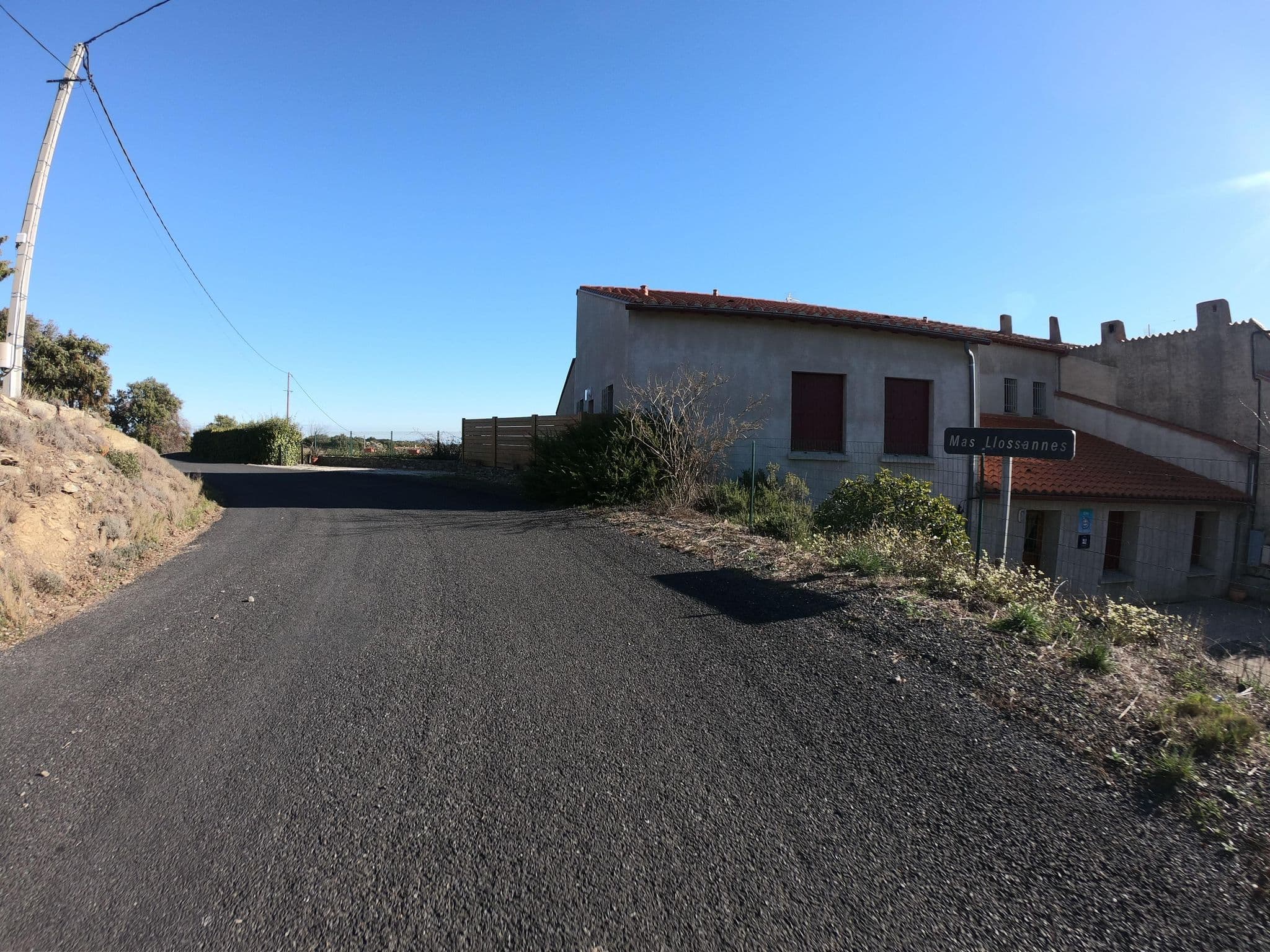 Street view near Mas Llossanes, Vinça — © joostjakob (CC BY-SA · Mapillary)