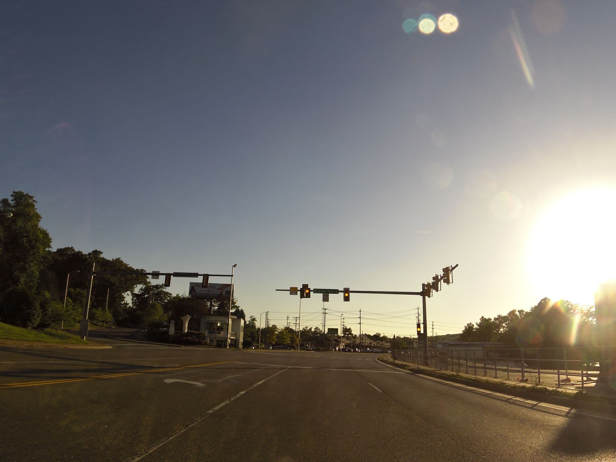 Street view near Studio Six, Knoxville — © allen (CC BY-SA · Mapillary)