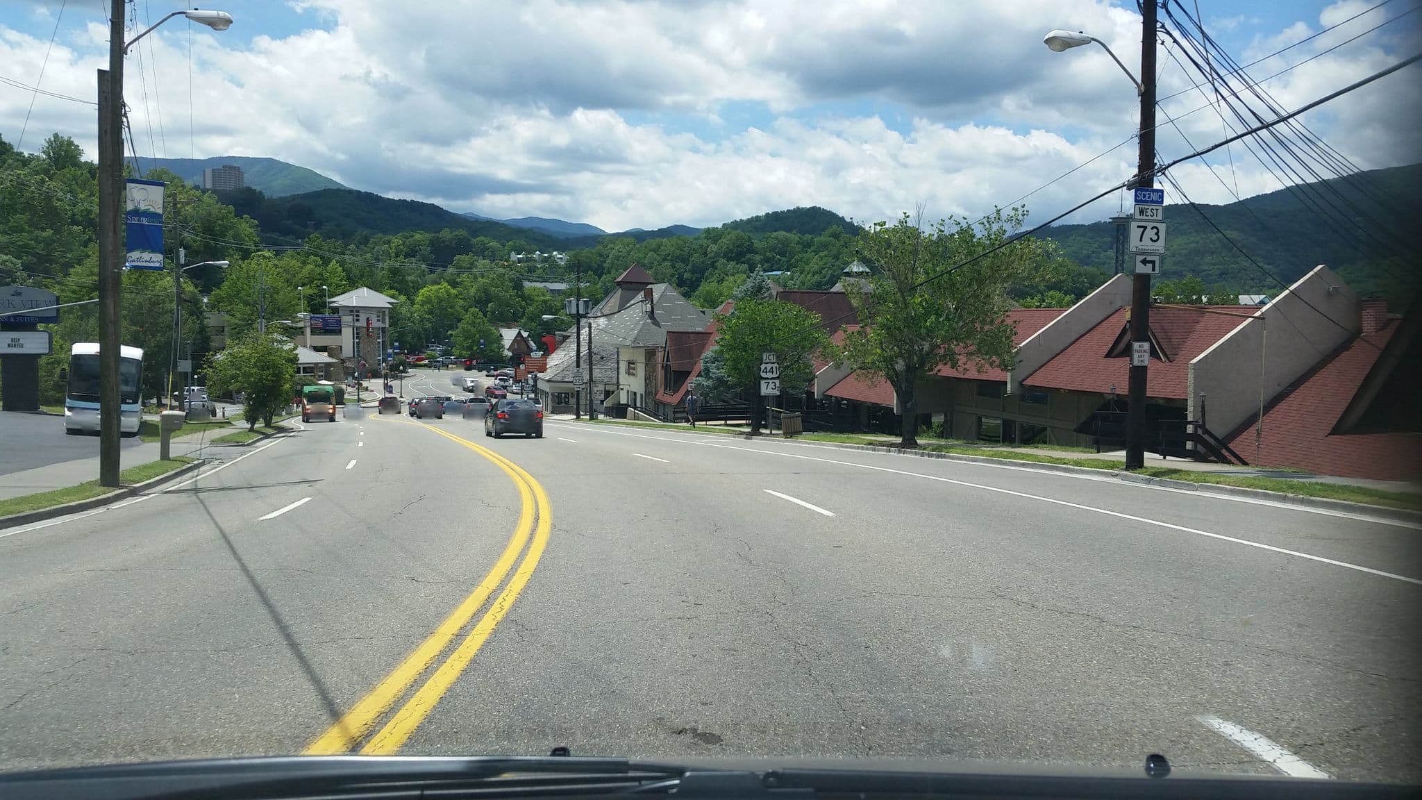 Street view near Howard Johnson Inn, Gatlinburg — © dgearhart (CC BY-SA · Mapillary)