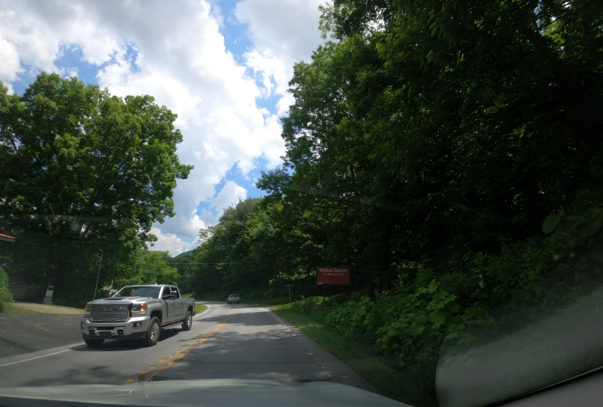 Street view near Fireside Cottages, Maggie Valley — © atze02 (CC BY-SA · Mapillary)