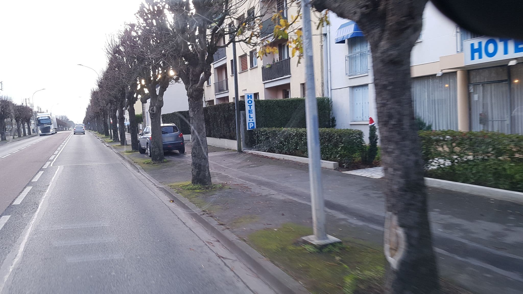 Street view near Hôtel Christina, Châteauroux — © bernardvoyageur (CC BY-SA · Mapillary)