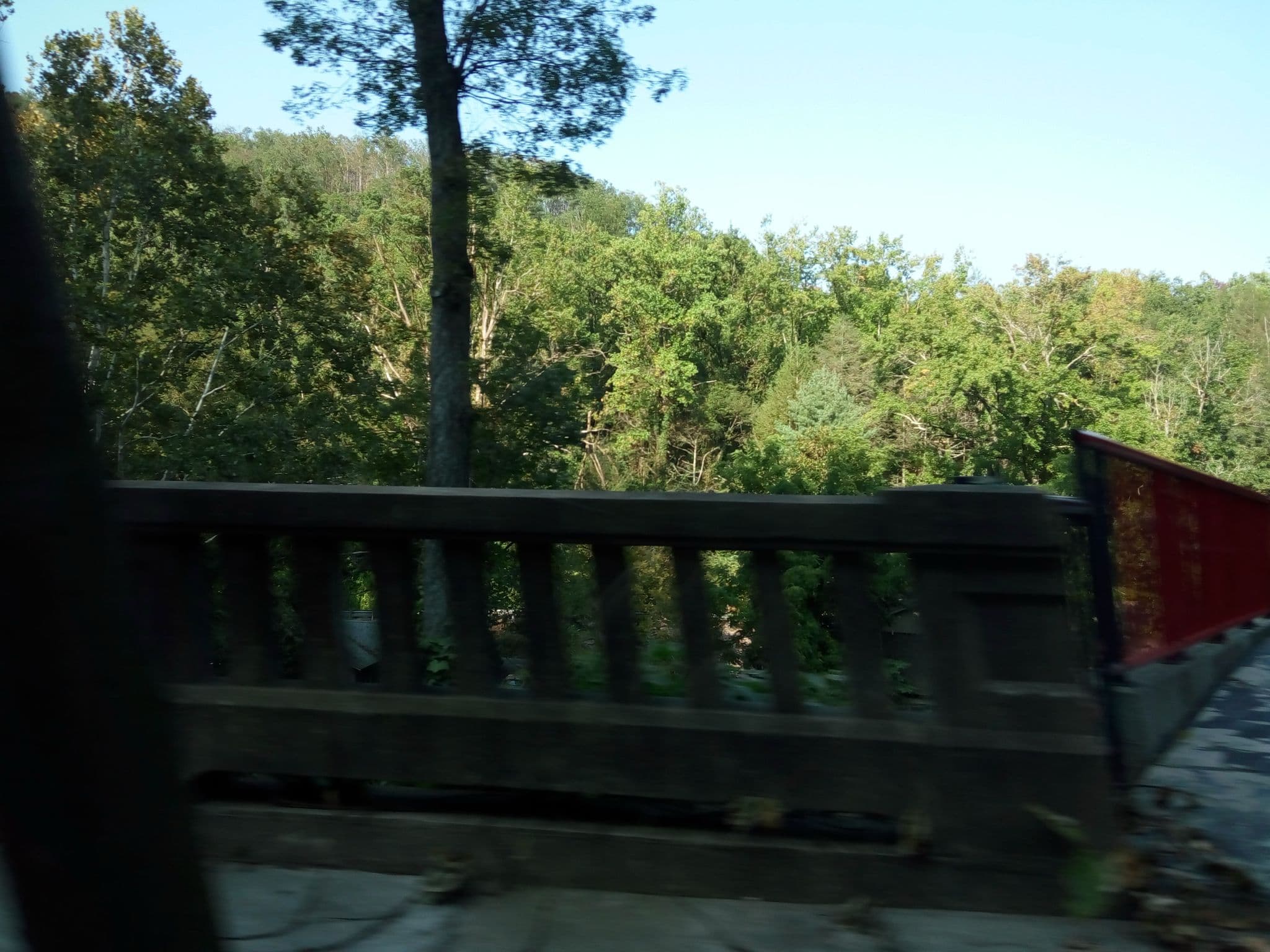 Street view near Twin Cedar Cabins, Gatlinburg — © mapfool (CC BY-SA · Mapillary)