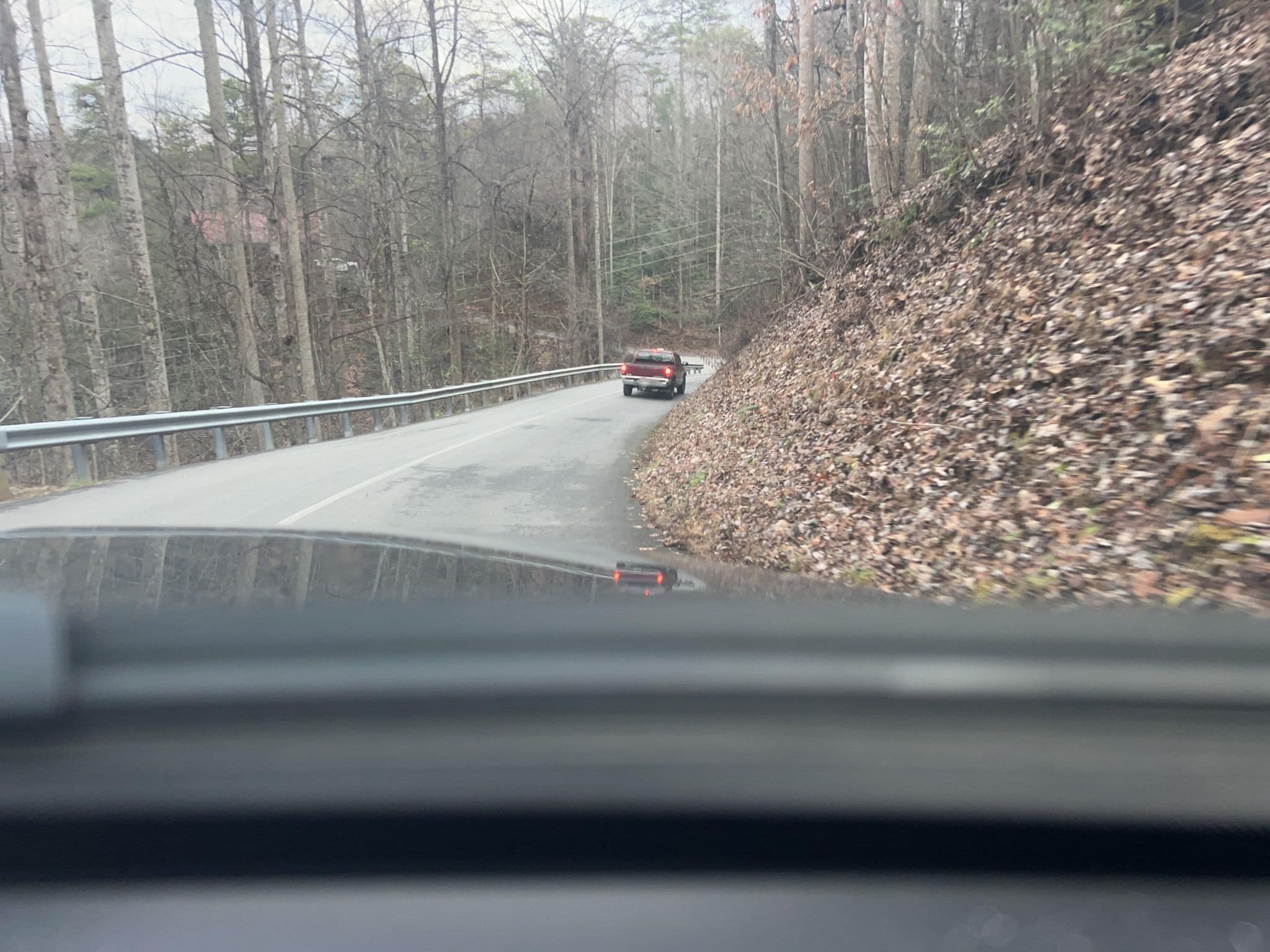 Street view near "Highlander" Cabin Rental, Gatlinburg — © cubanoboi (CC BY-SA · Mapillary)