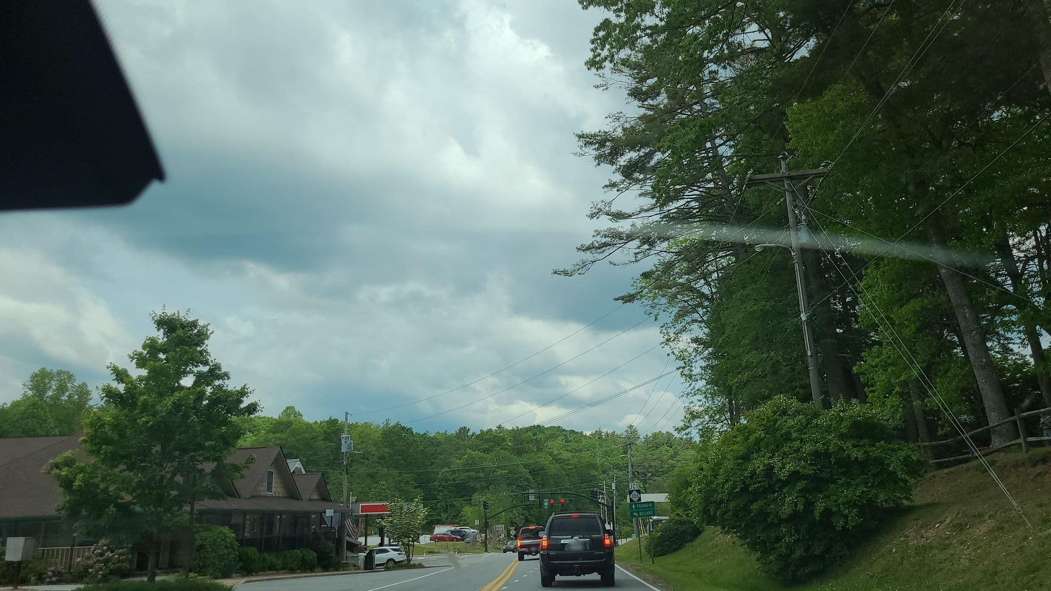 Street view near Mountain High Lodge, Cullowhee — © jacklehoullier (CC BY-SA · Mapillary)