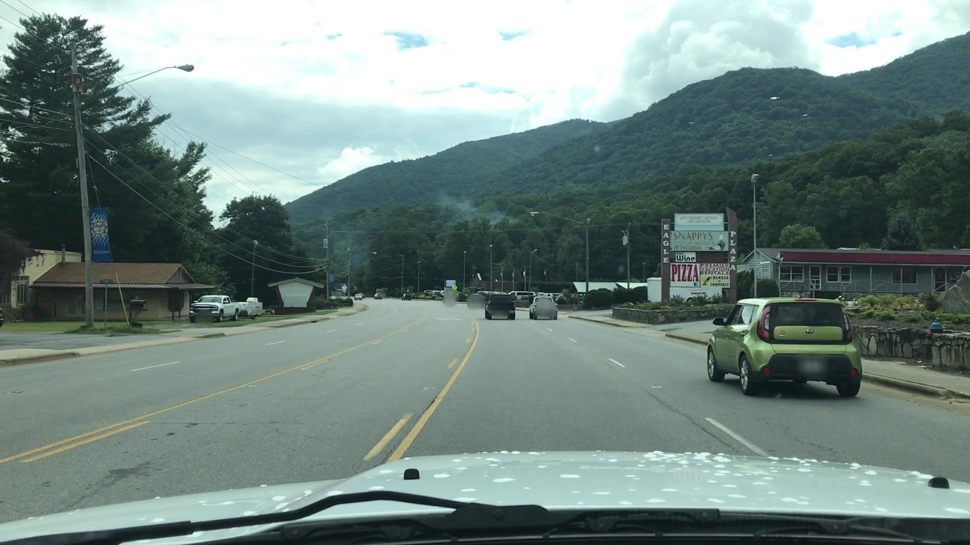 Street view near Premier Vacation Rentals, Maggie Valley — © lvl5 (CC BY-SA · Mapillary)