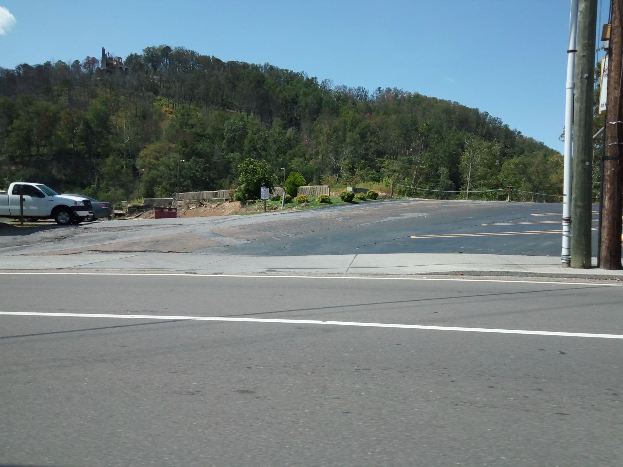 Street view near Rodeway Inn Skyland, Gatlinburg — © mapfool (CC BY-SA · Mapillary)