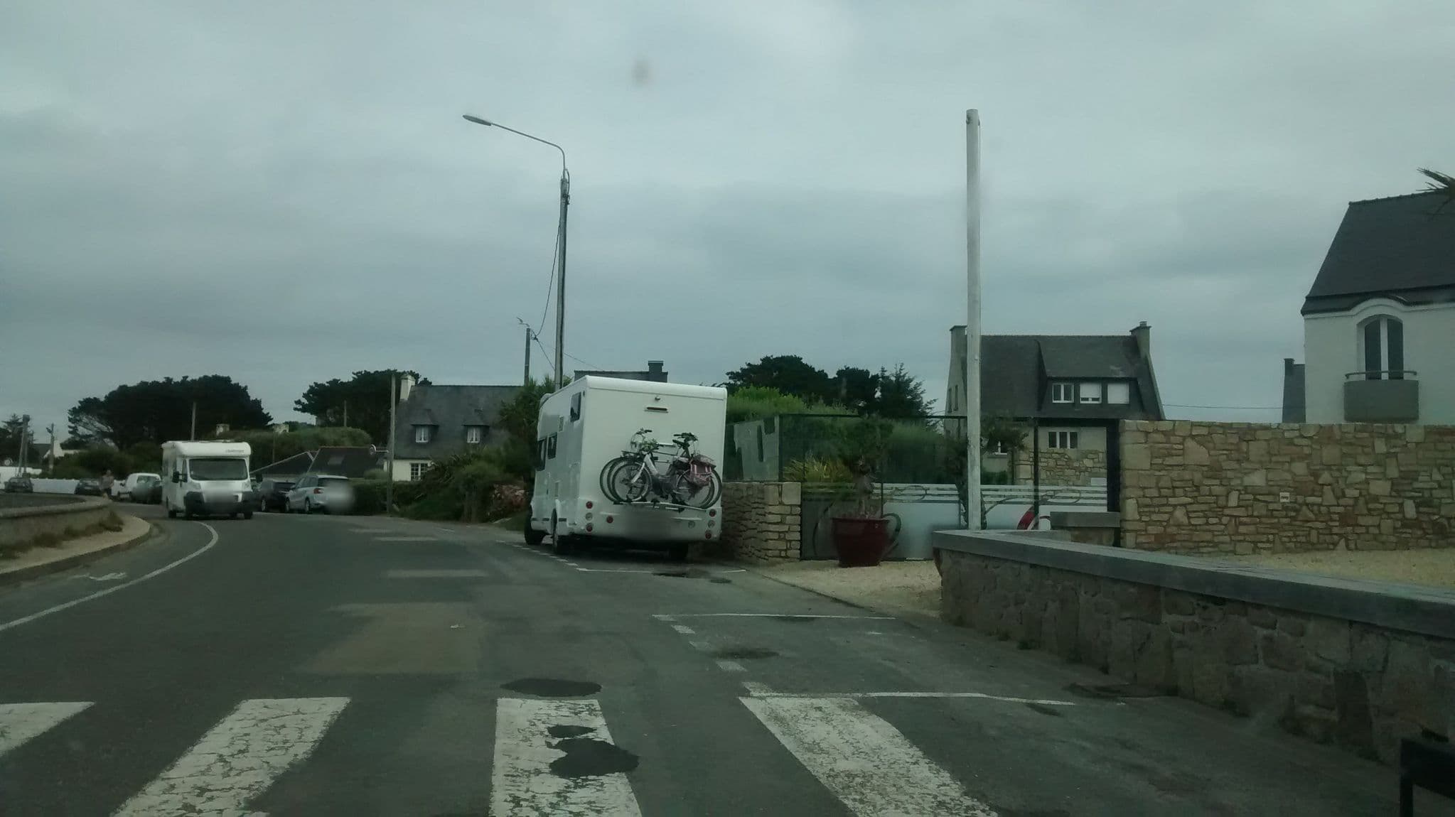 Street view near Le Castel Ac'h, Landéda — © mgageo (CC BY-SA · Mapillary)
