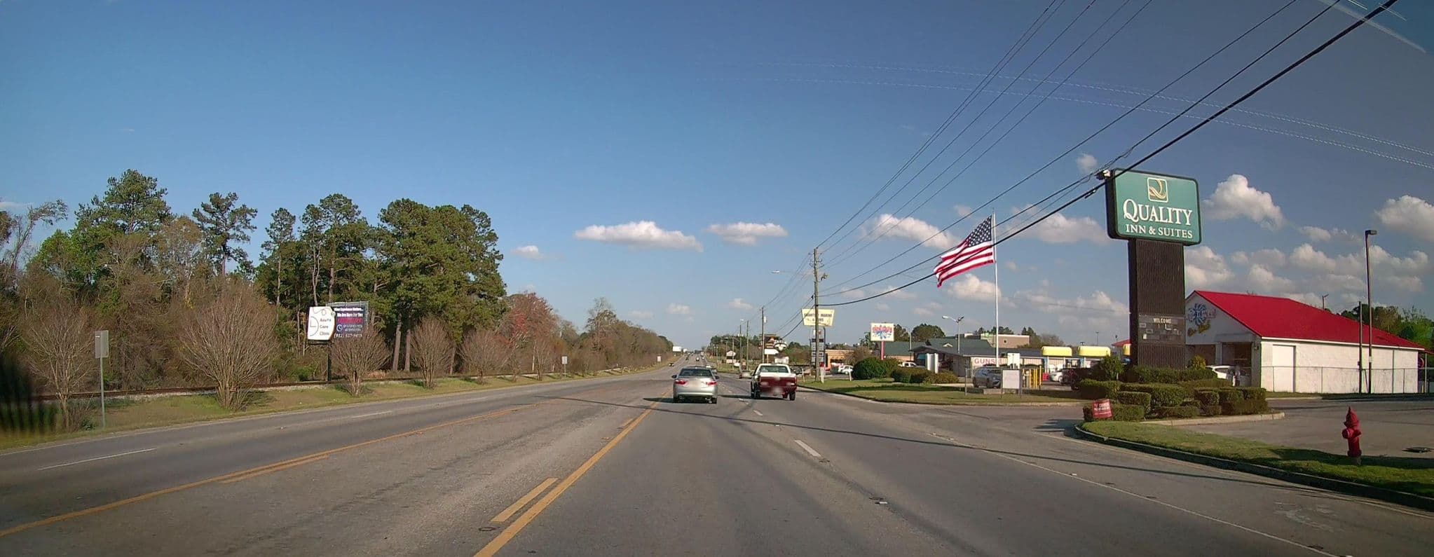 Street view near Holiday Inn express, Vidalia — © lordsutch (CC BY-SA · Mapillary)