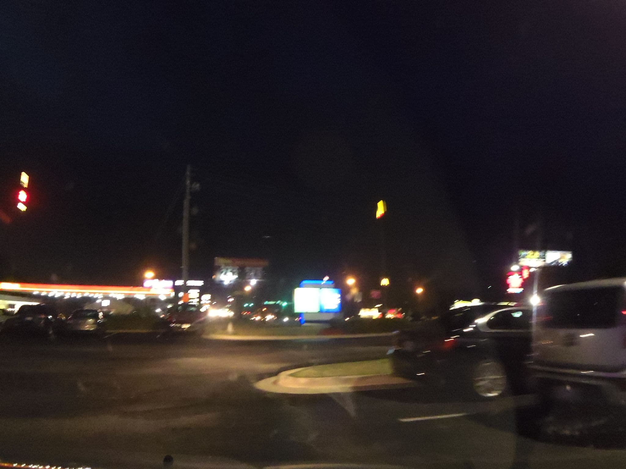 Street view near Wingate by Wyndham, Evans — © allen (CC BY-SA · Mapillary)