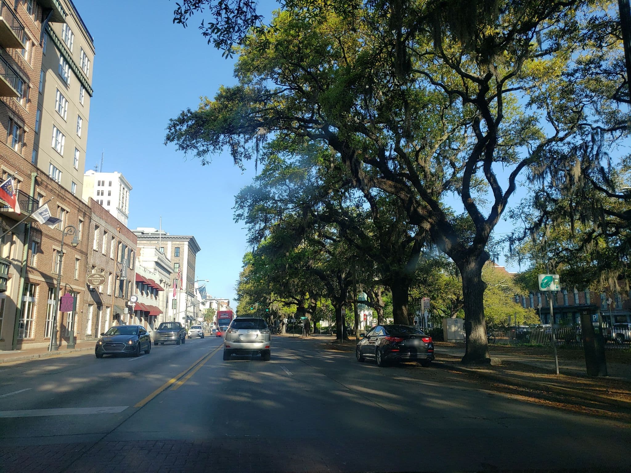 Street view near Holiday Inn Express Rooftop Pool, Savannah — © davegis (CC BY-SA · Mapillary)