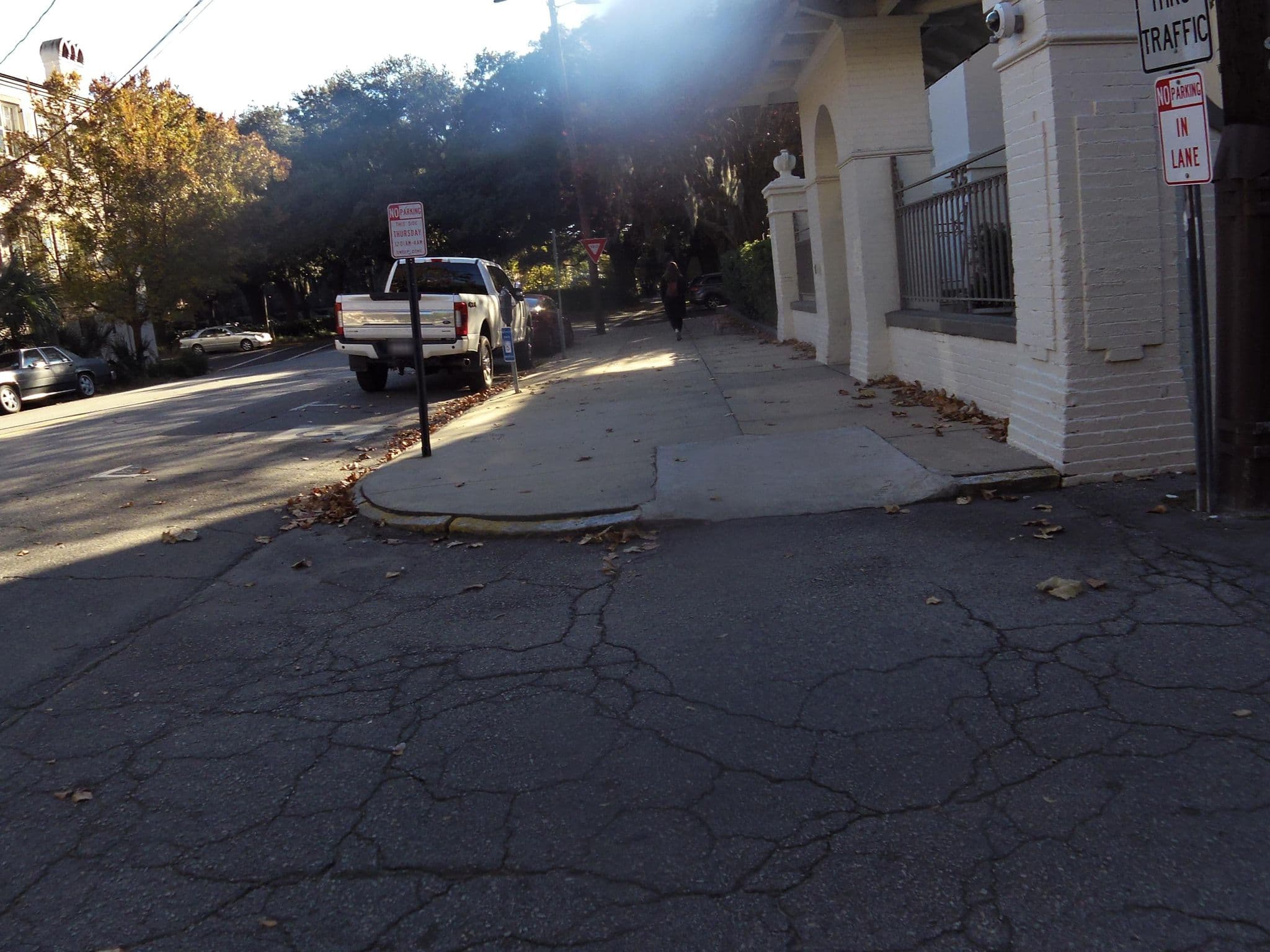 Street view near The Zeigler House Inn, Savannah — © allen (CC BY-SA · Mapillary)