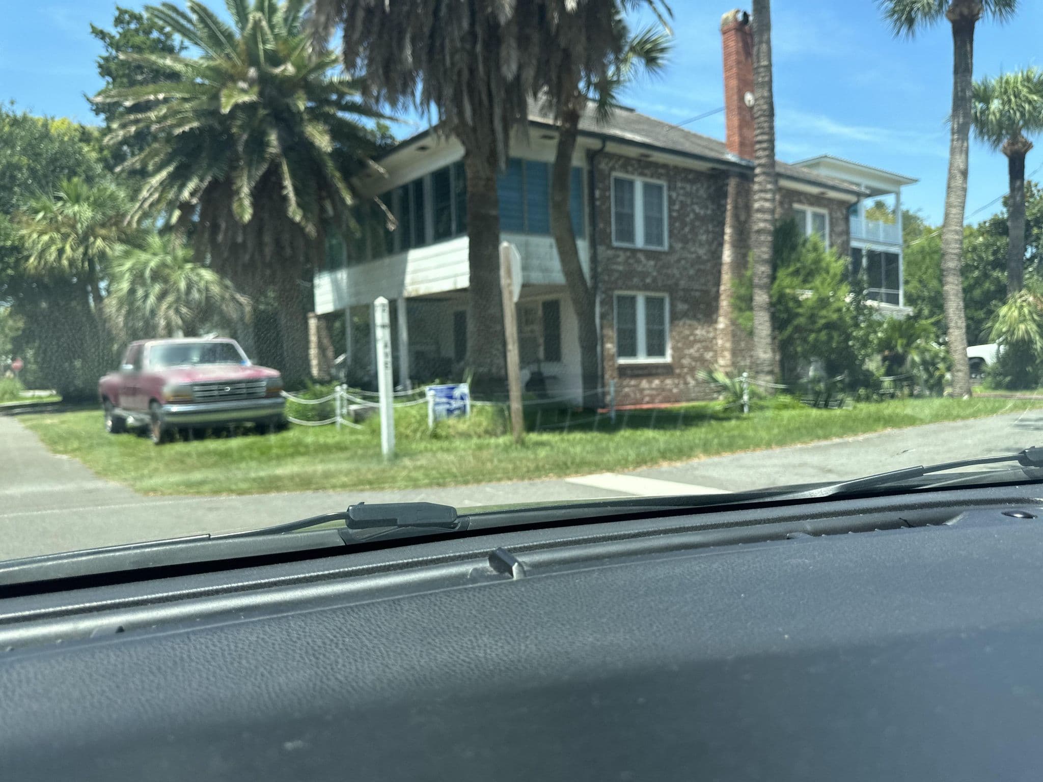 Street view near Blue Whale, Tybee Island — © jarjar (CC BY-SA · Mapillary)