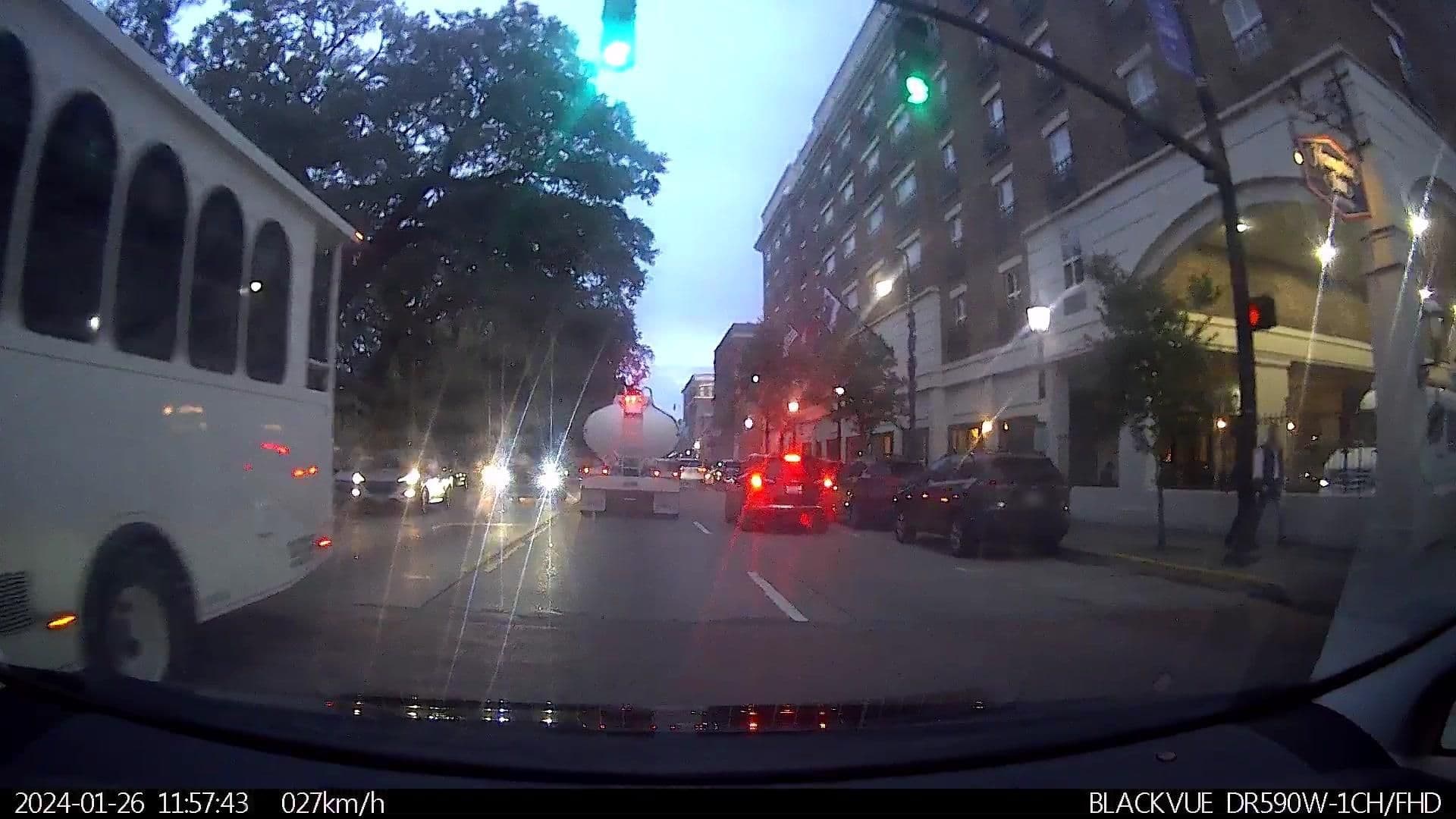 Street view near Hampton Inn by Hilton, Savannah — © davegis (CC BY-SA · Mapillary)