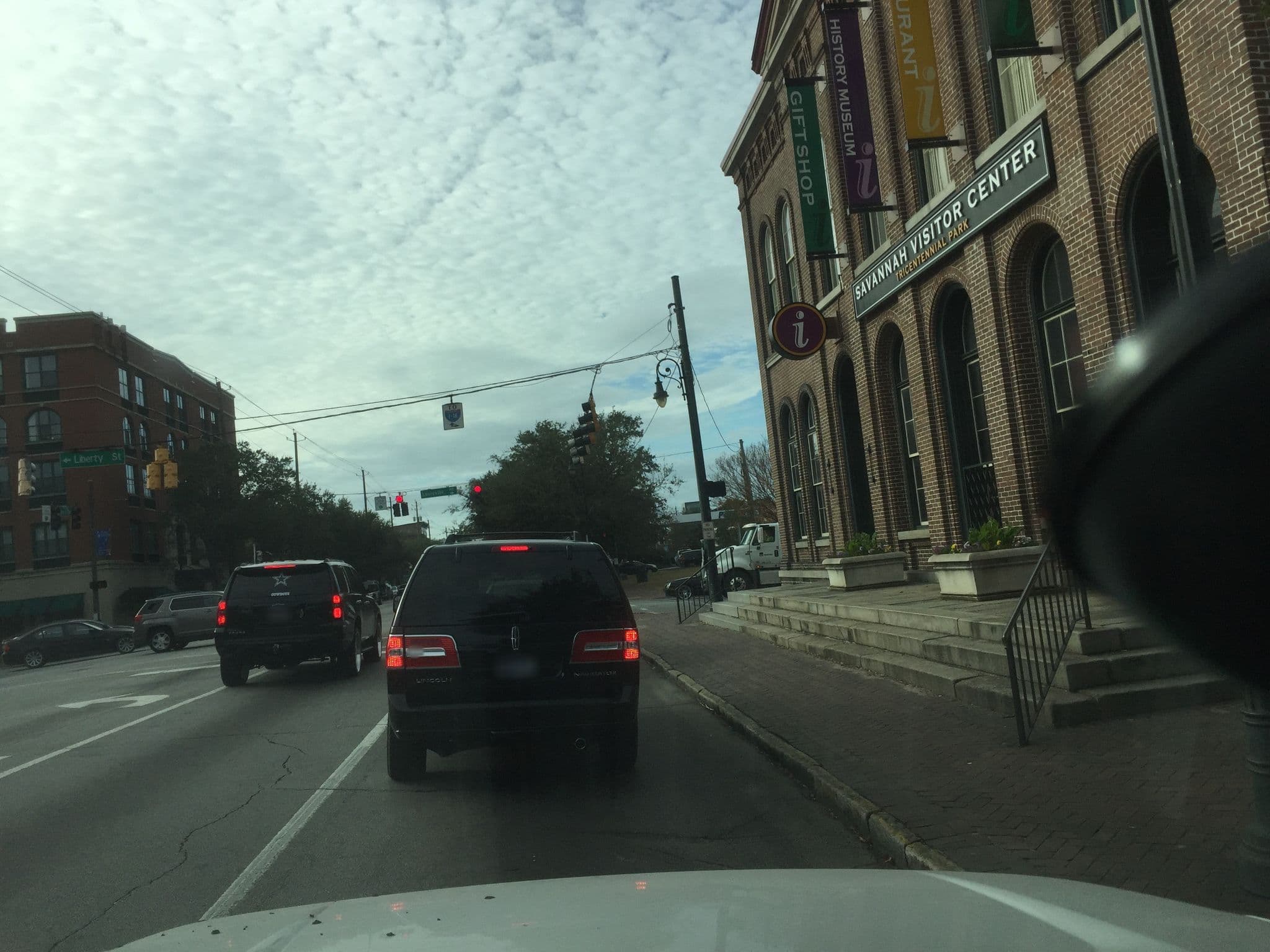 Street view near Destination Savannah, Savannah — © davegis (CC BY-SA · Mapillary)