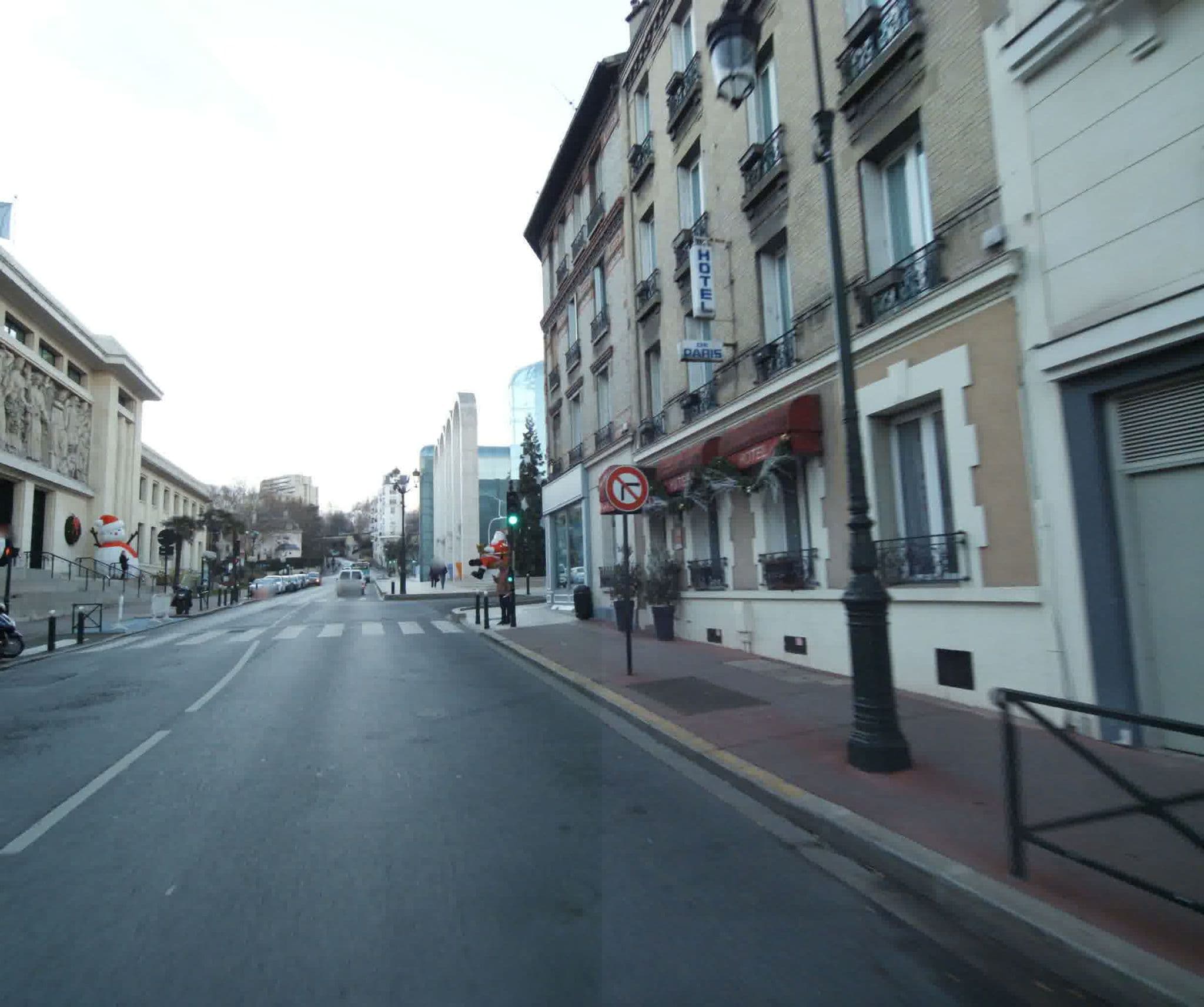 Street view near Hôtel de Paris, Puteaux — © sogefi (CC BY-SA · Mapillary)