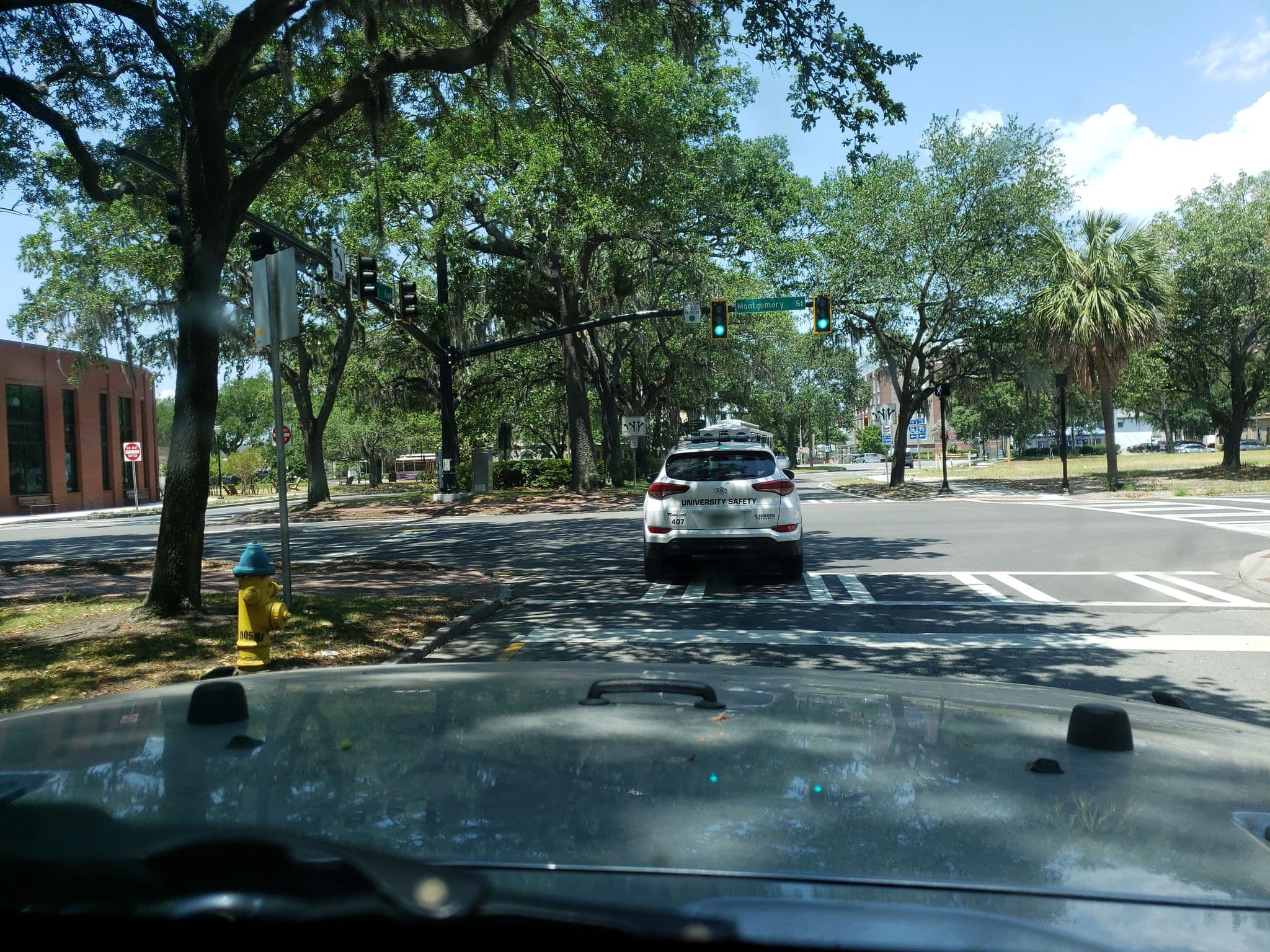 Street view near Hotel Room, Savannah — © davegis (CC BY-SA · Mapillary)