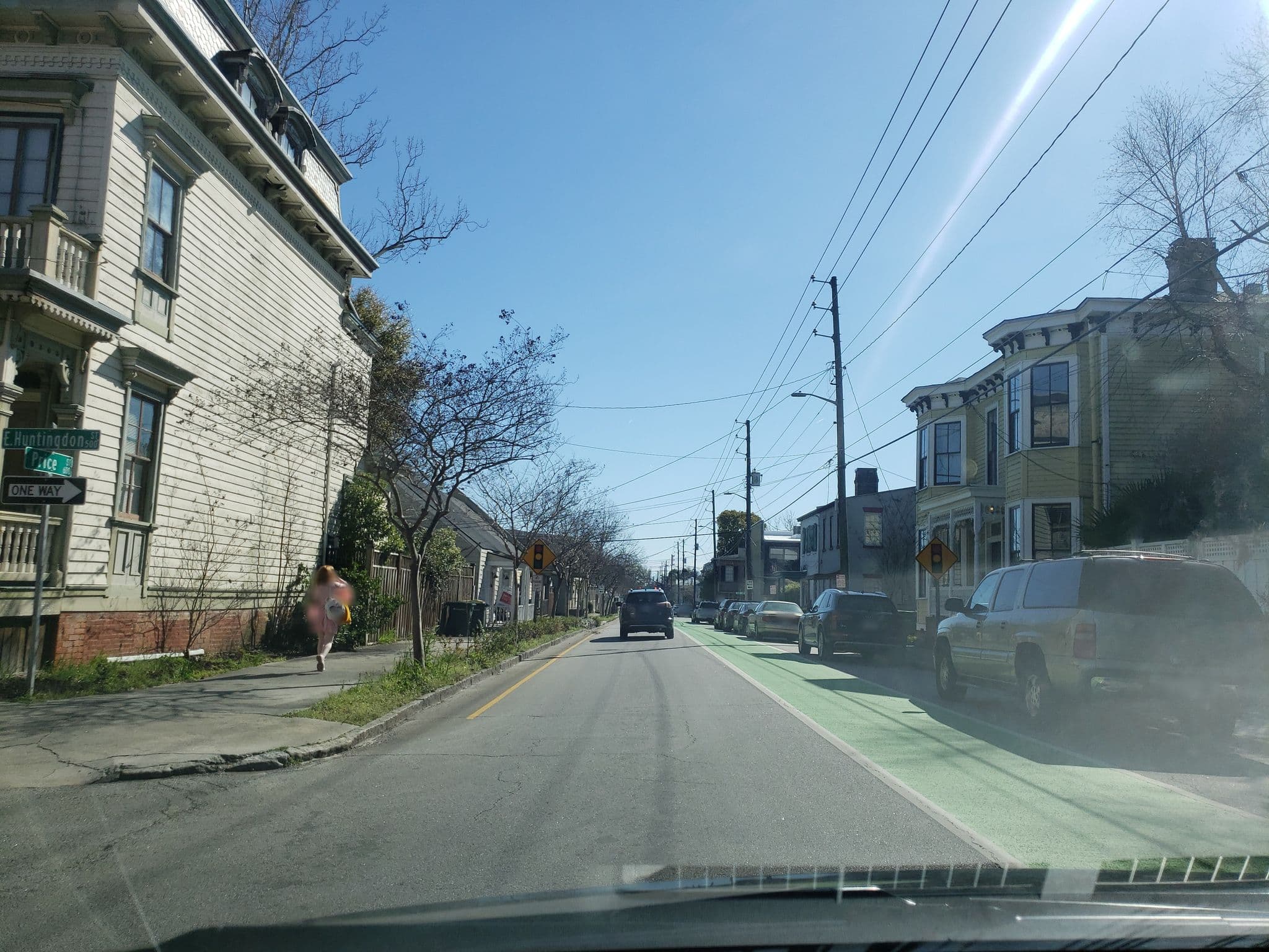 Street view near Huntingdon Mansion, Savannah — © davegis (CC BY-SA · Mapillary)