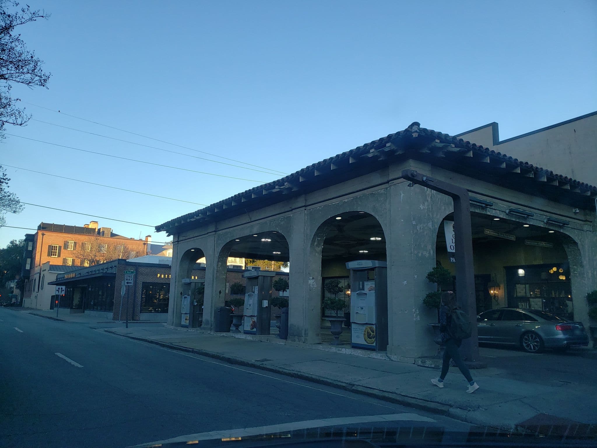 Street view near The Parker Collection, Savannah — © davegis (CC BY-SA · Mapillary)