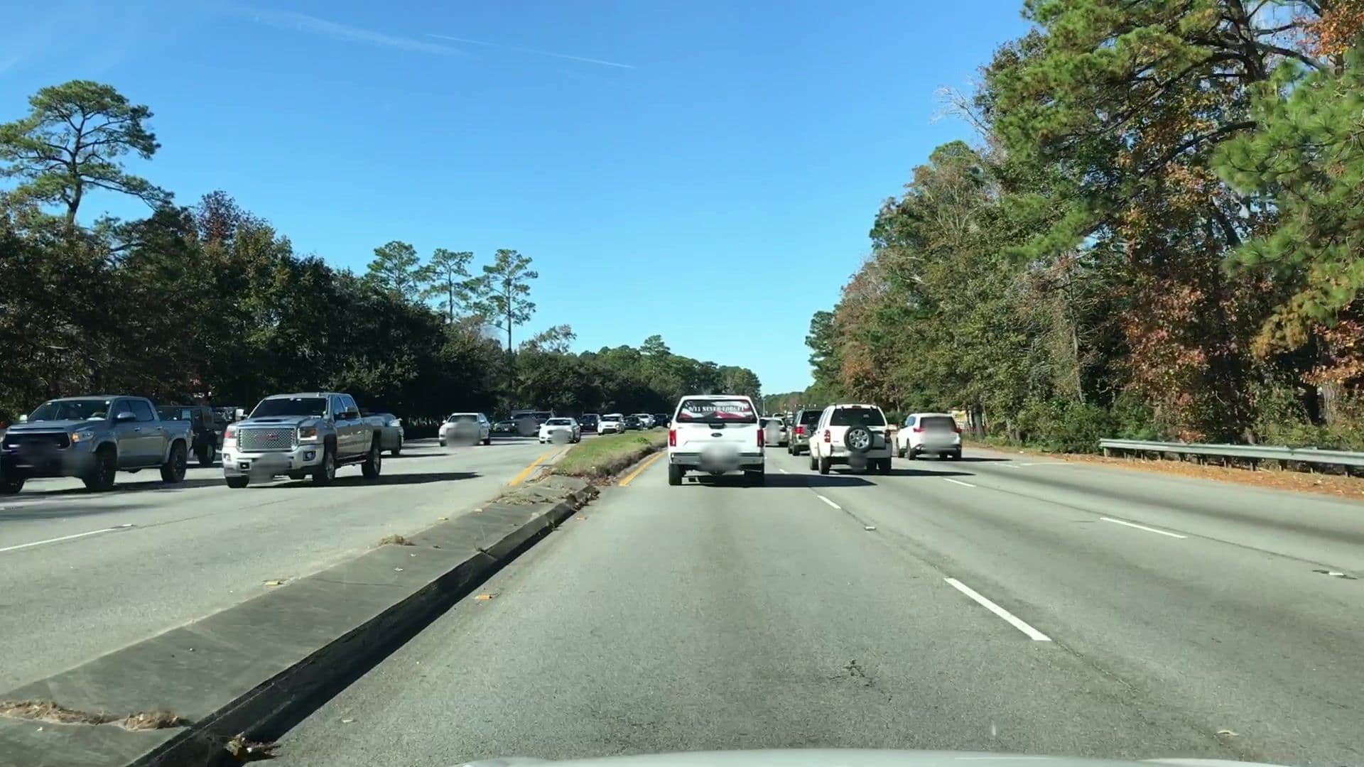 Street view near Resort Rentals of Hilton Head Island, Bluffton — © lvl5 (CC BY-SA · Mapillary)