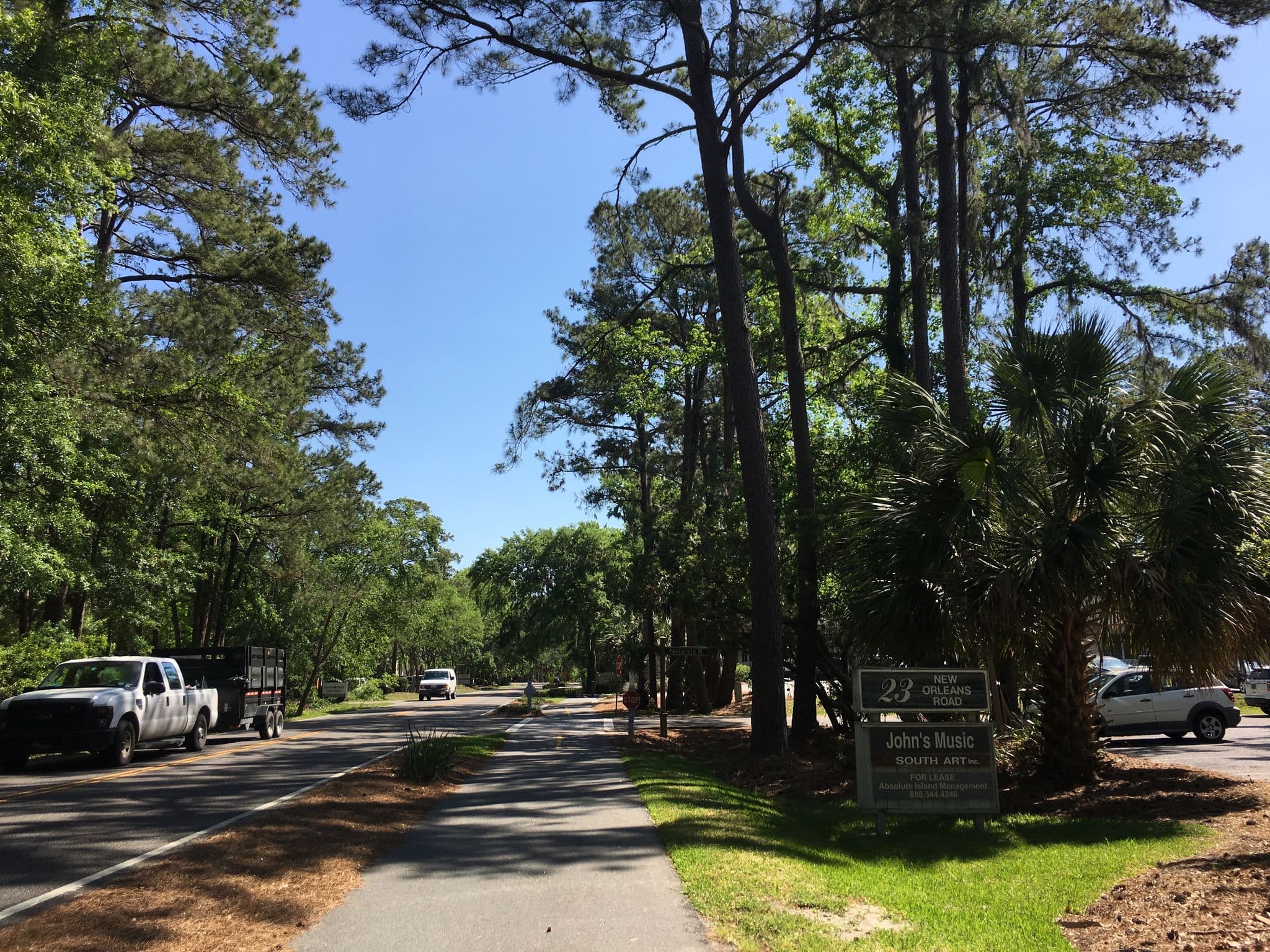 Street view near Five Star Properties, Hilton Head Island — © talllguy (CC BY-SA · Mapillary)