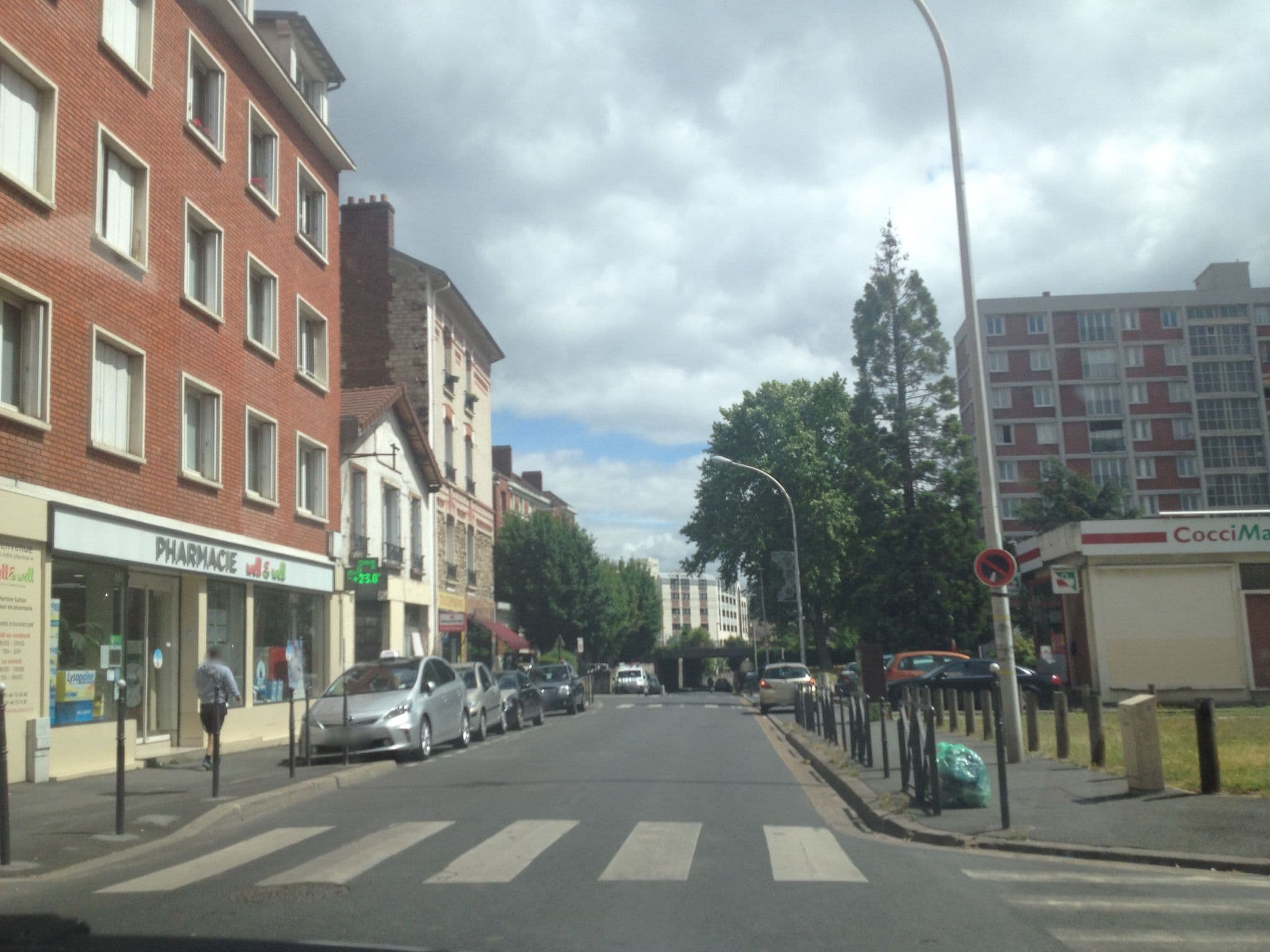 Street view near Auberge de l'Europe, Ivry-sur-Seine — © mairieivry (CC BY-SA · Mapillary)