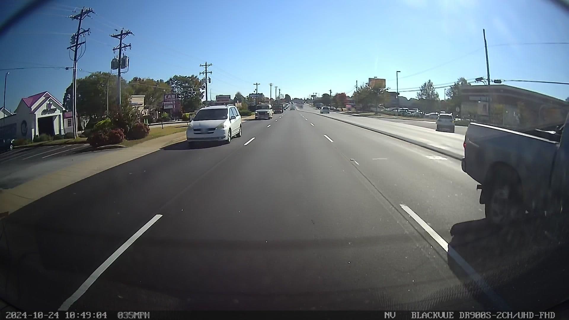 Street view near Crowne Royal Plaza, Five Forks — © miken (CC BY-SA · Mapillary)