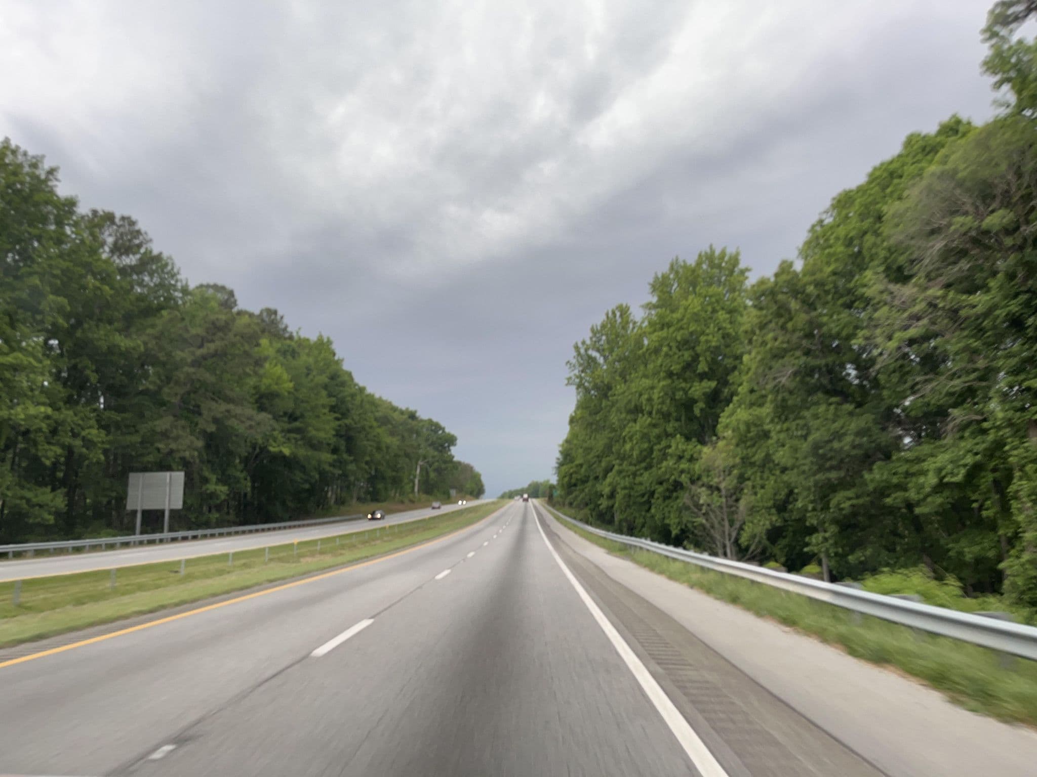 Street view near Walnut grove plantation, Roebuck — © DriveWithHoang (CC BY-SA · Mapillary)