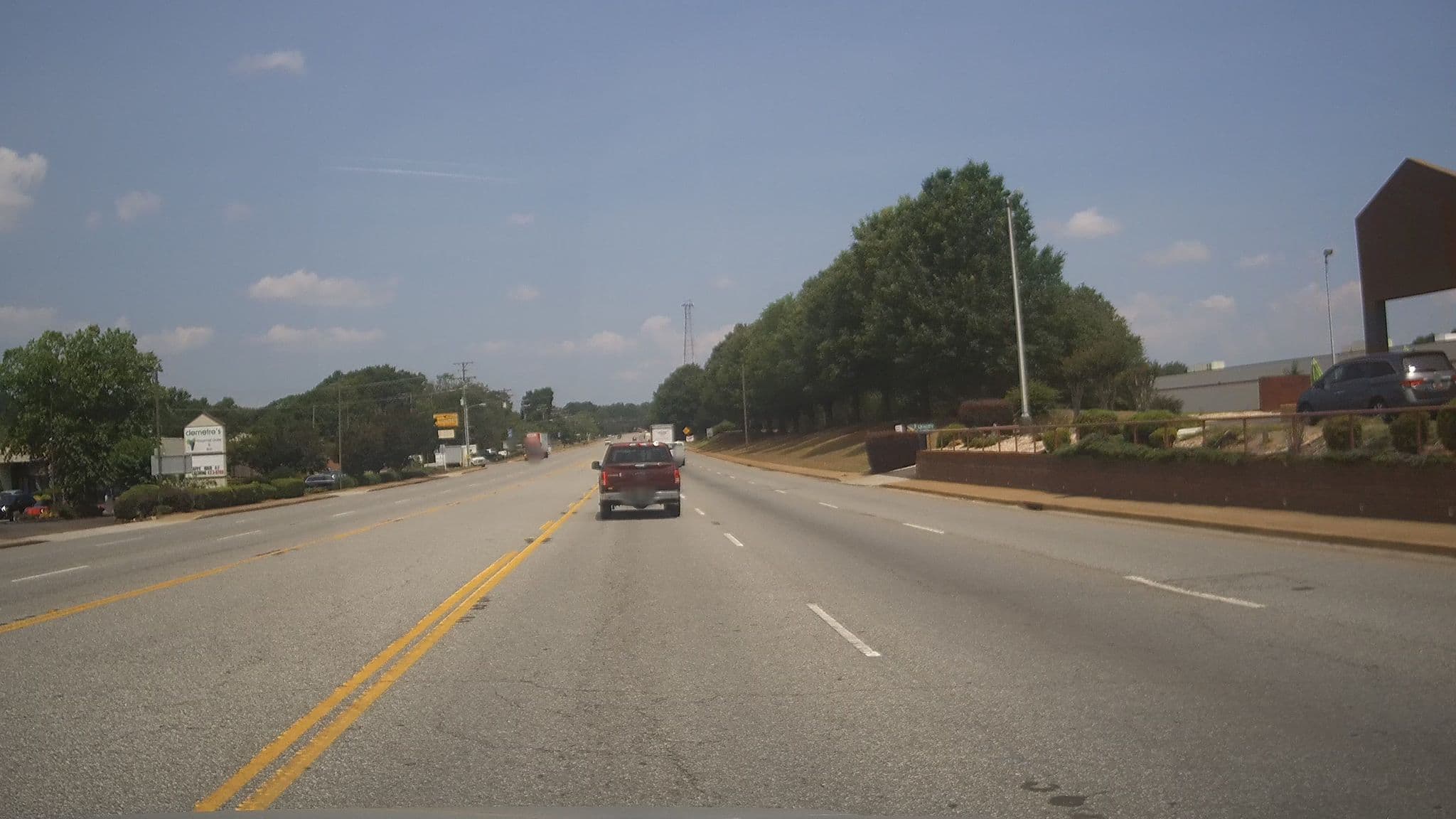 Street view near Quality Inn Hotel South Duncan, Lyman — © i_drive_alot (CC BY-SA · Mapillary)