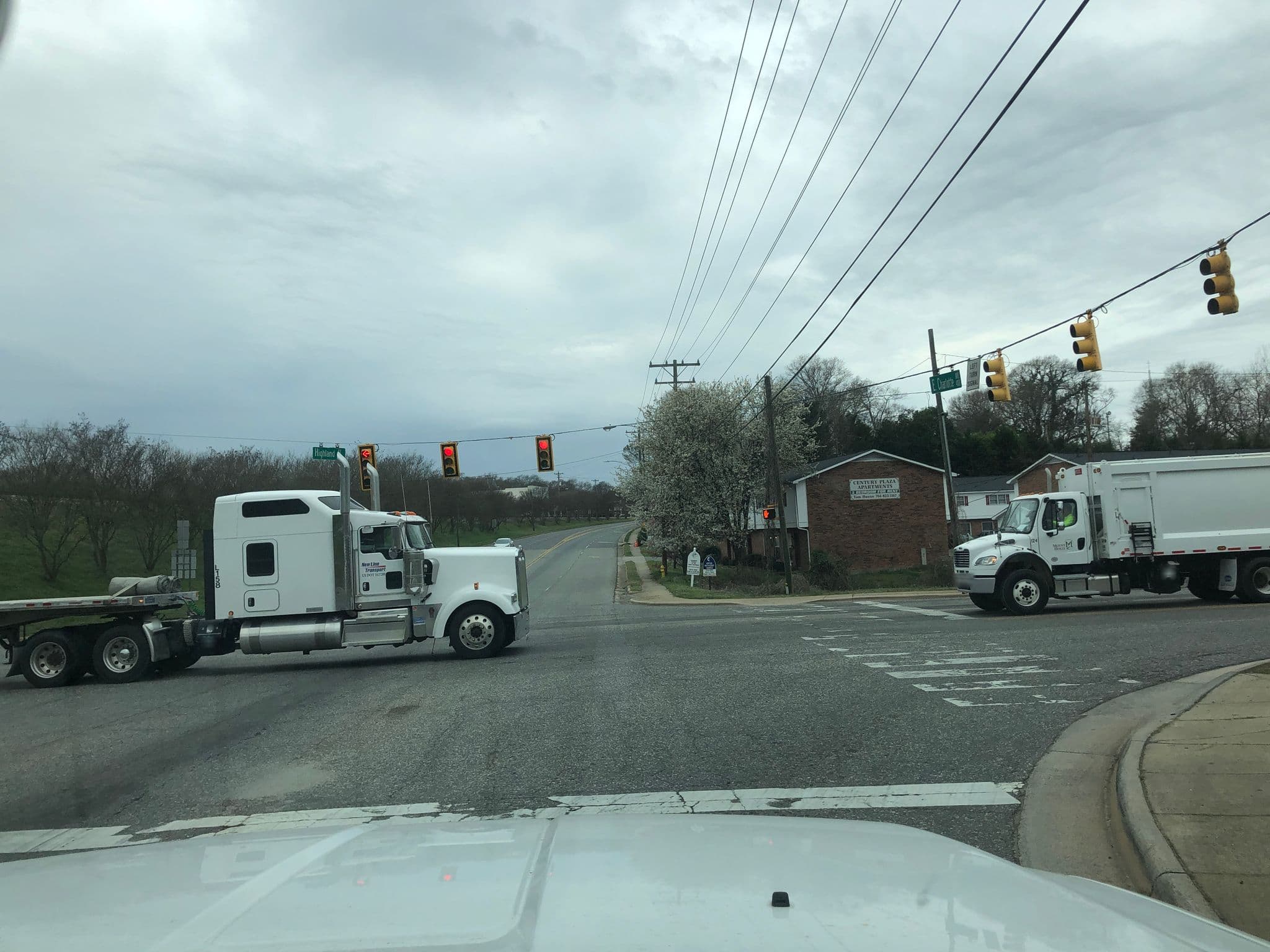 Street view near CityHigh, Mount Holly — © aftcpics471 (CC BY-SA · Mapillary)