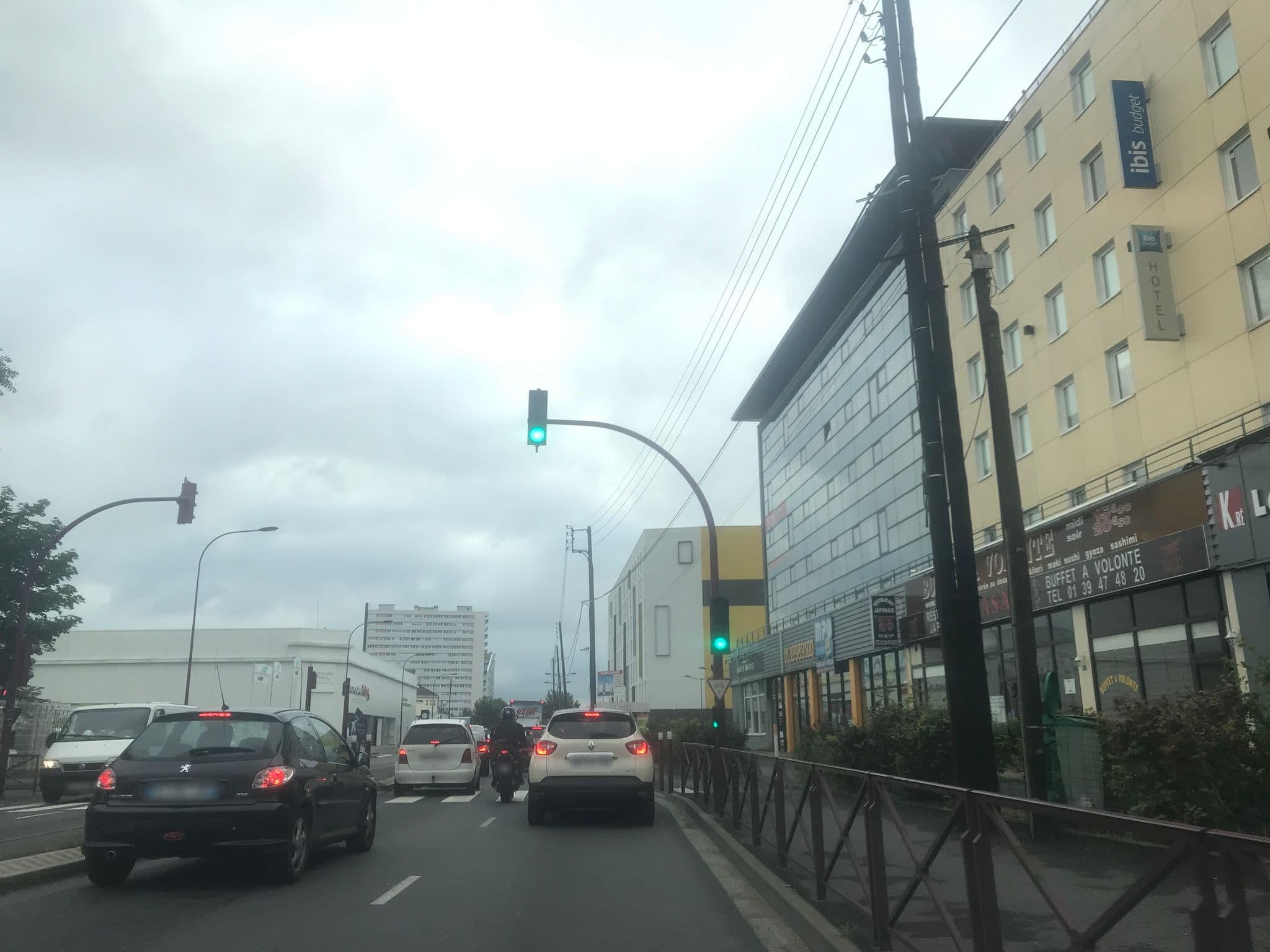 Street view near Ibis Budget, Bezons — © fpm (CC BY-SA · Mapillary)
