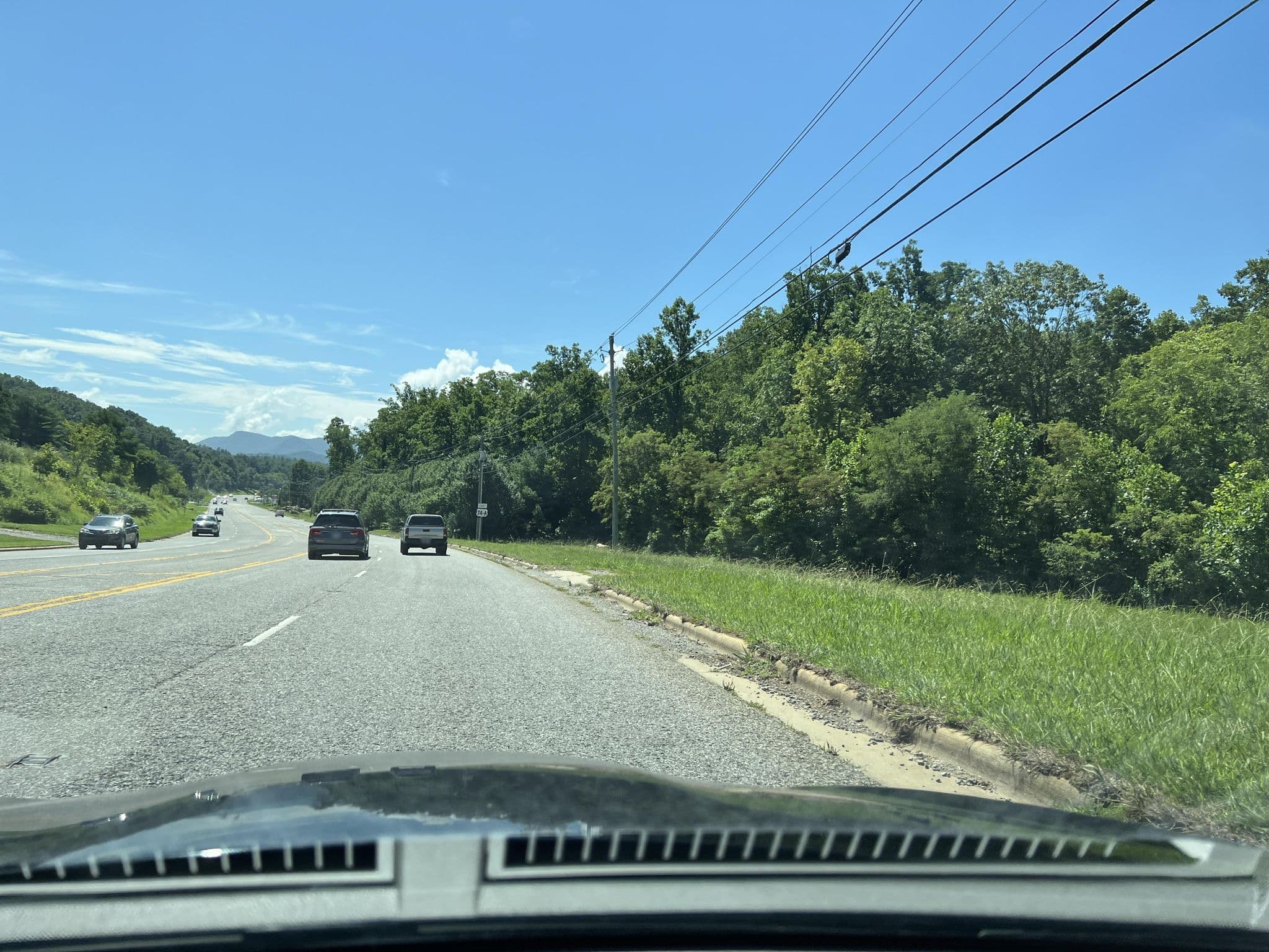 Street view near Cabin in Asheville, Swannanoa — © _jcaruso (CC BY-SA · Mapillary)