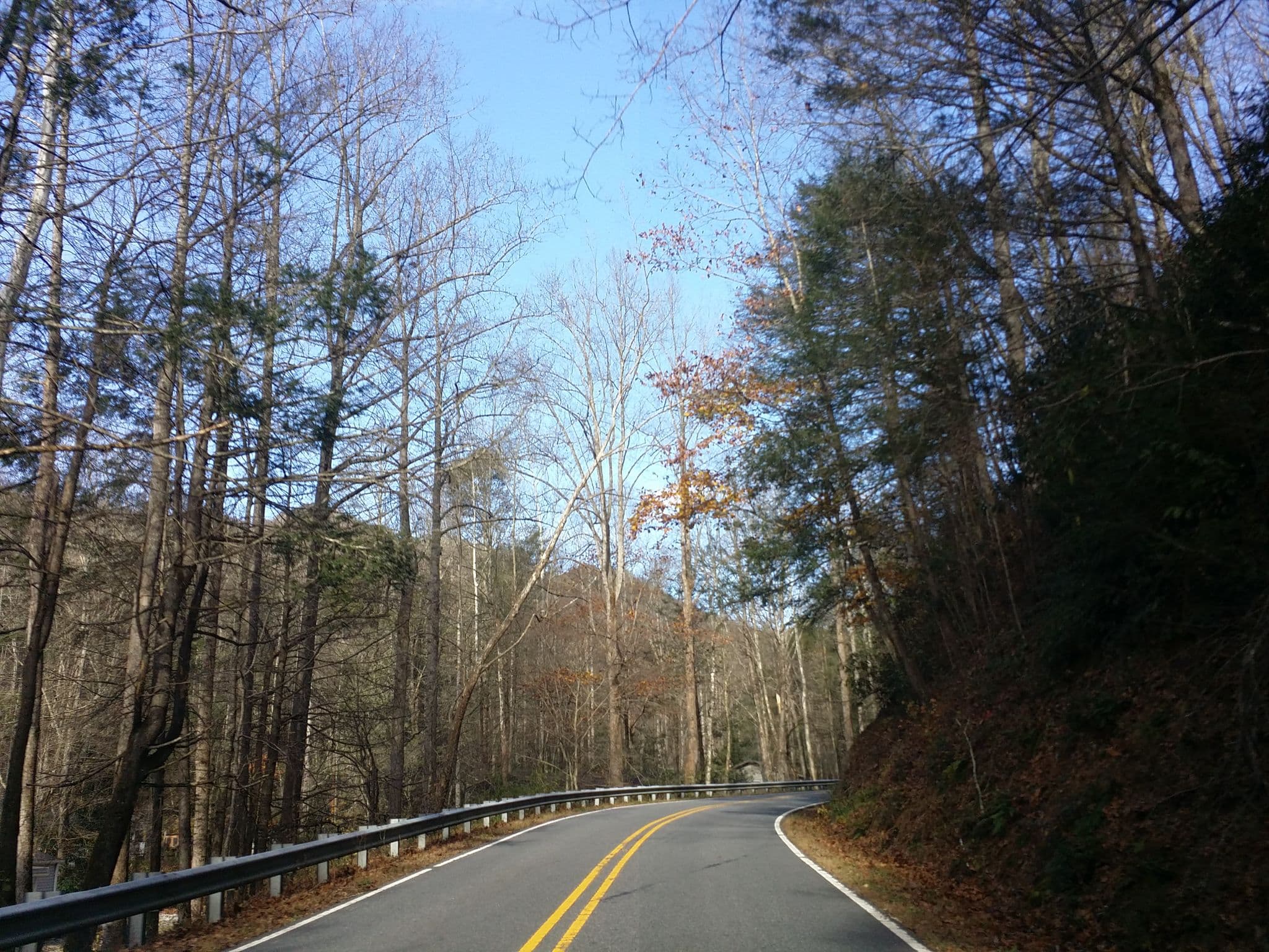Street view near LLSWB Cabins, West Marion — © oddityoverseer13 (CC BY-SA · Mapillary)