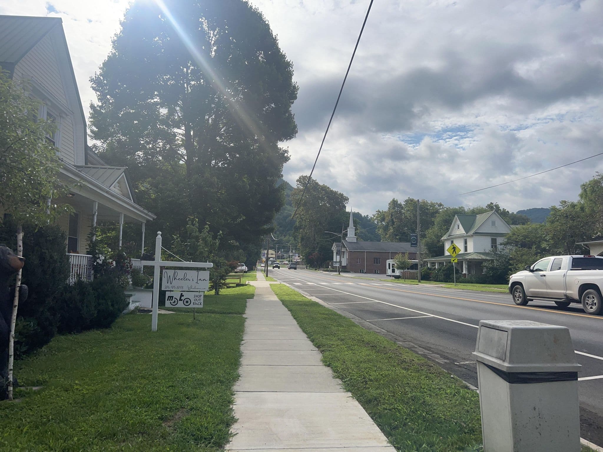 Street view near Hiker's Inn, Glade Spring — © AmericanMapper (CC BY-SA · Mapillary)