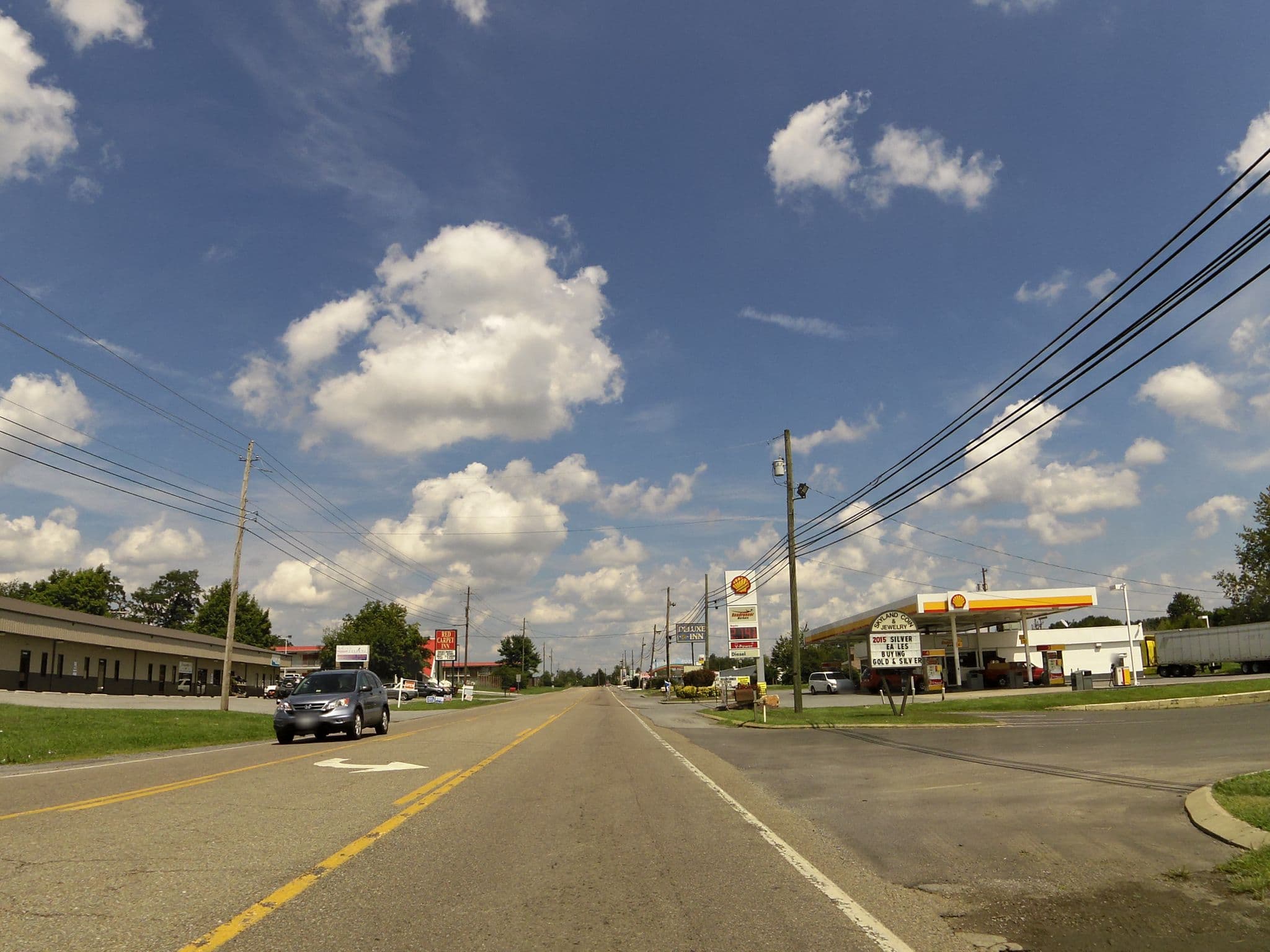 Street view near Skyland Inn, Abingdon — © allen (CC BY-SA · Mapillary)