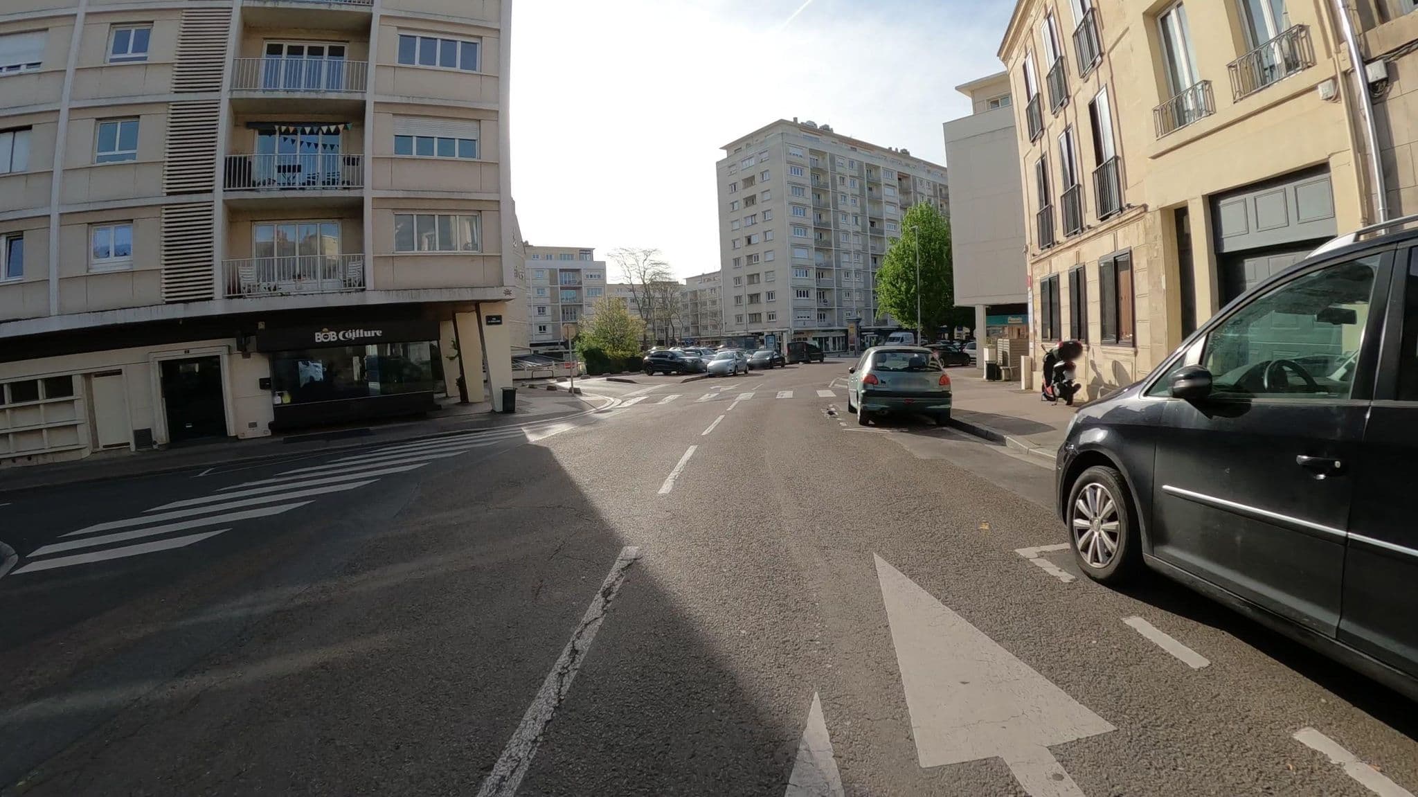 Street view near Le Dauphin, Caen — © Nzau (CC BY-SA · Mapillary)