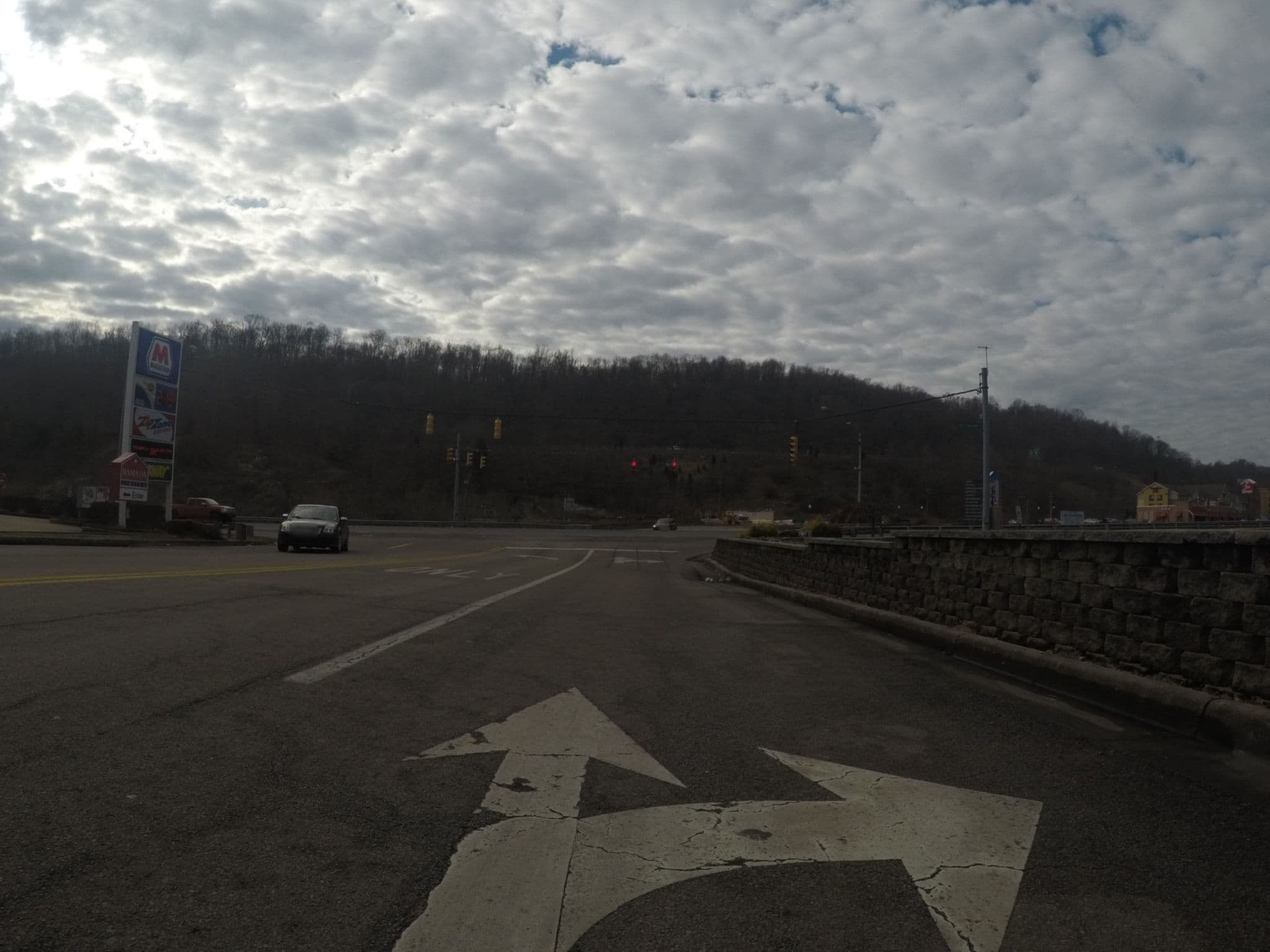 Street view near Interstate Lodging, Huntington — © pkoby (CC BY-SA · Mapillary)