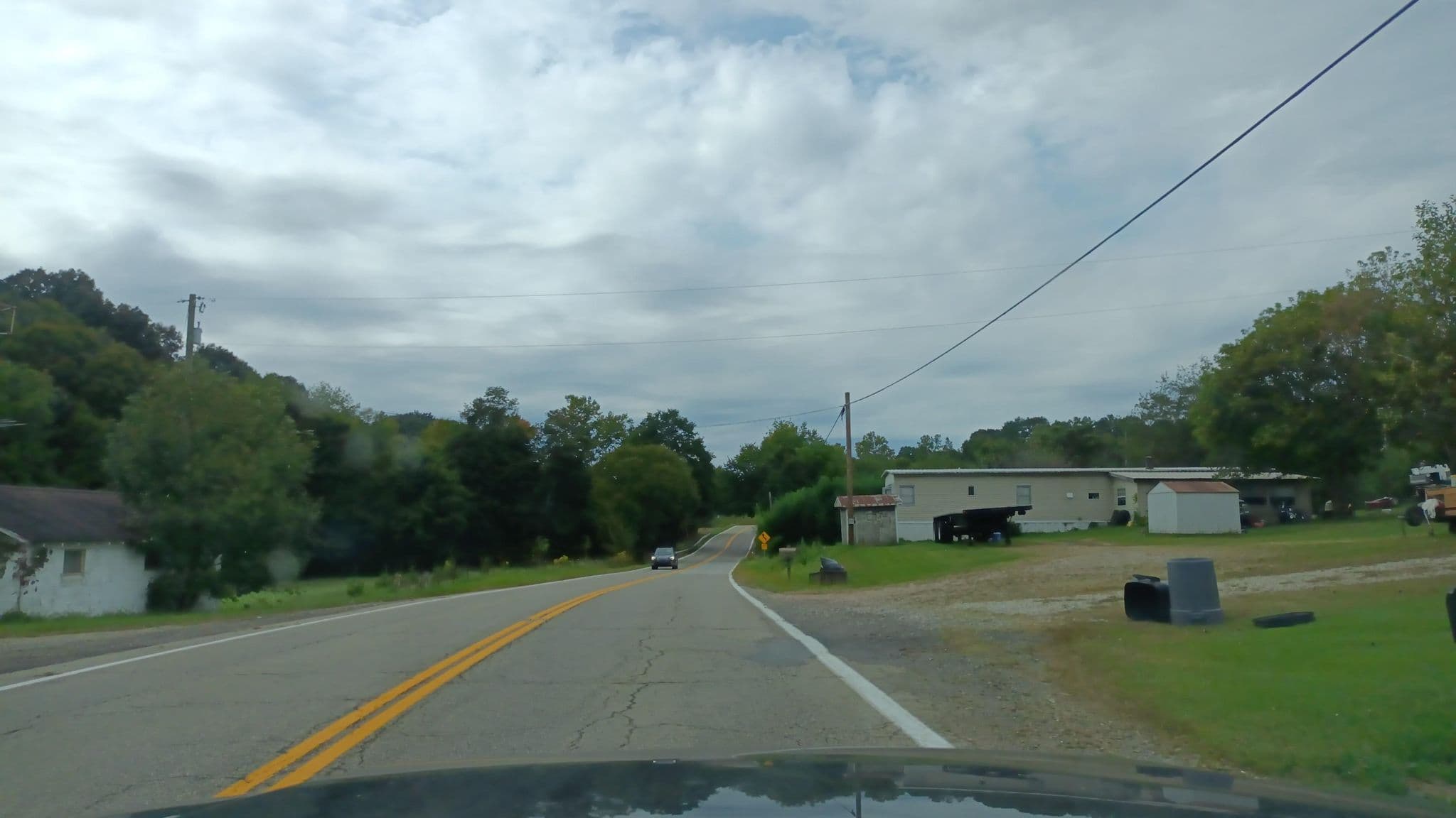 Street view near Pawpaw Hill, McArthur — © apmwa (CC BY-SA · Mapillary)