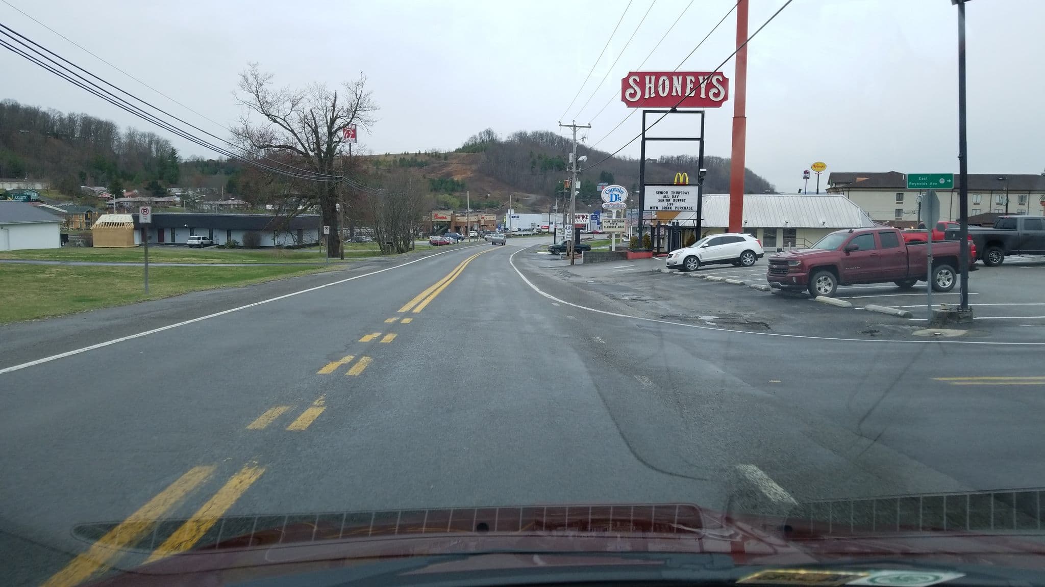 Street view near Super 8 Princeton, Bluefield — © kwrigh01 (CC BY-SA · Mapillary)