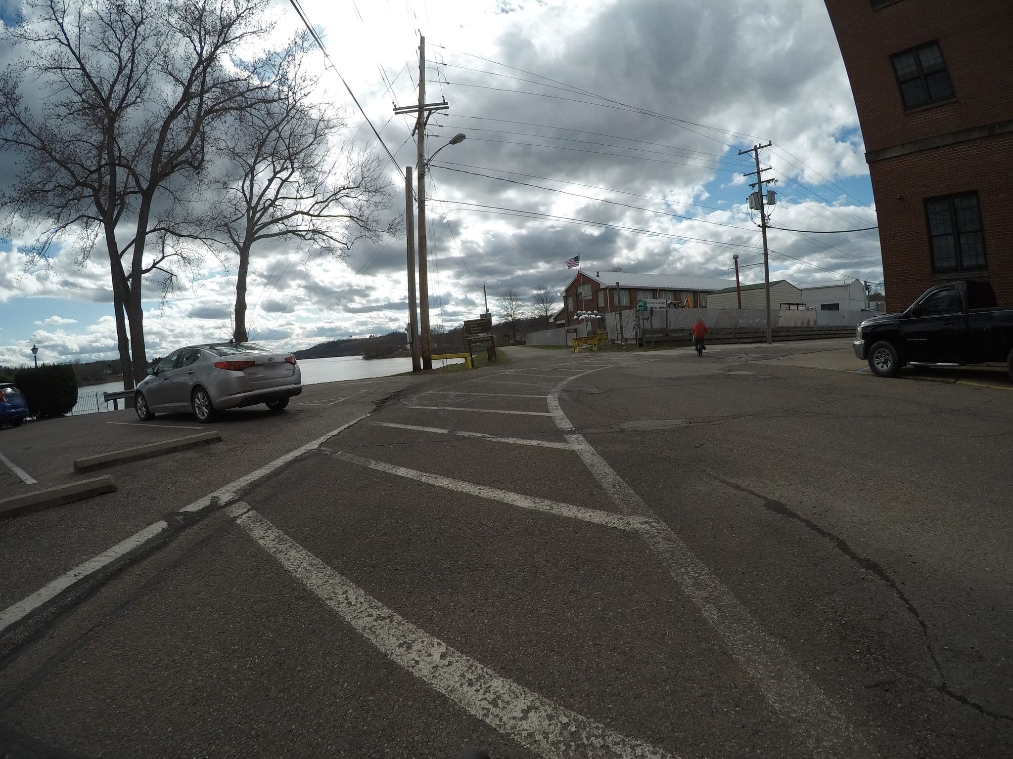 Street view near The Lafayette, Devola — © wolfgang8741 (CC BY-SA · Mapillary)