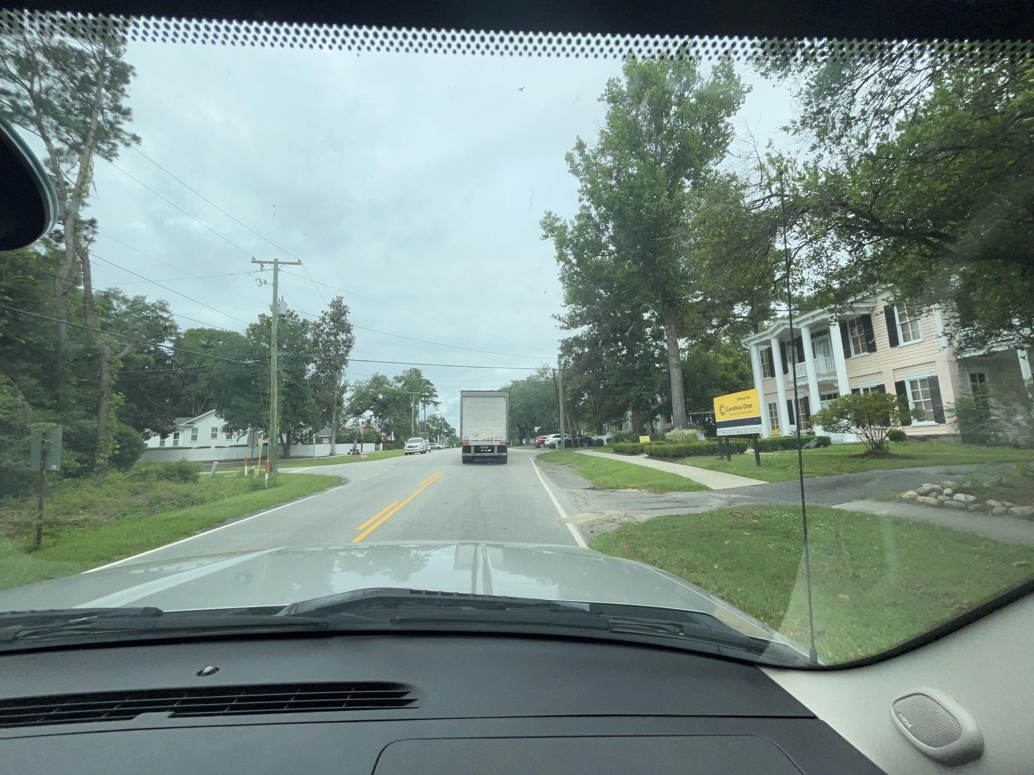 Street view near Pink Dolphin Bed And Breakfast, Summerville — © AmericanMapper (CC BY-SA · Mapillary)