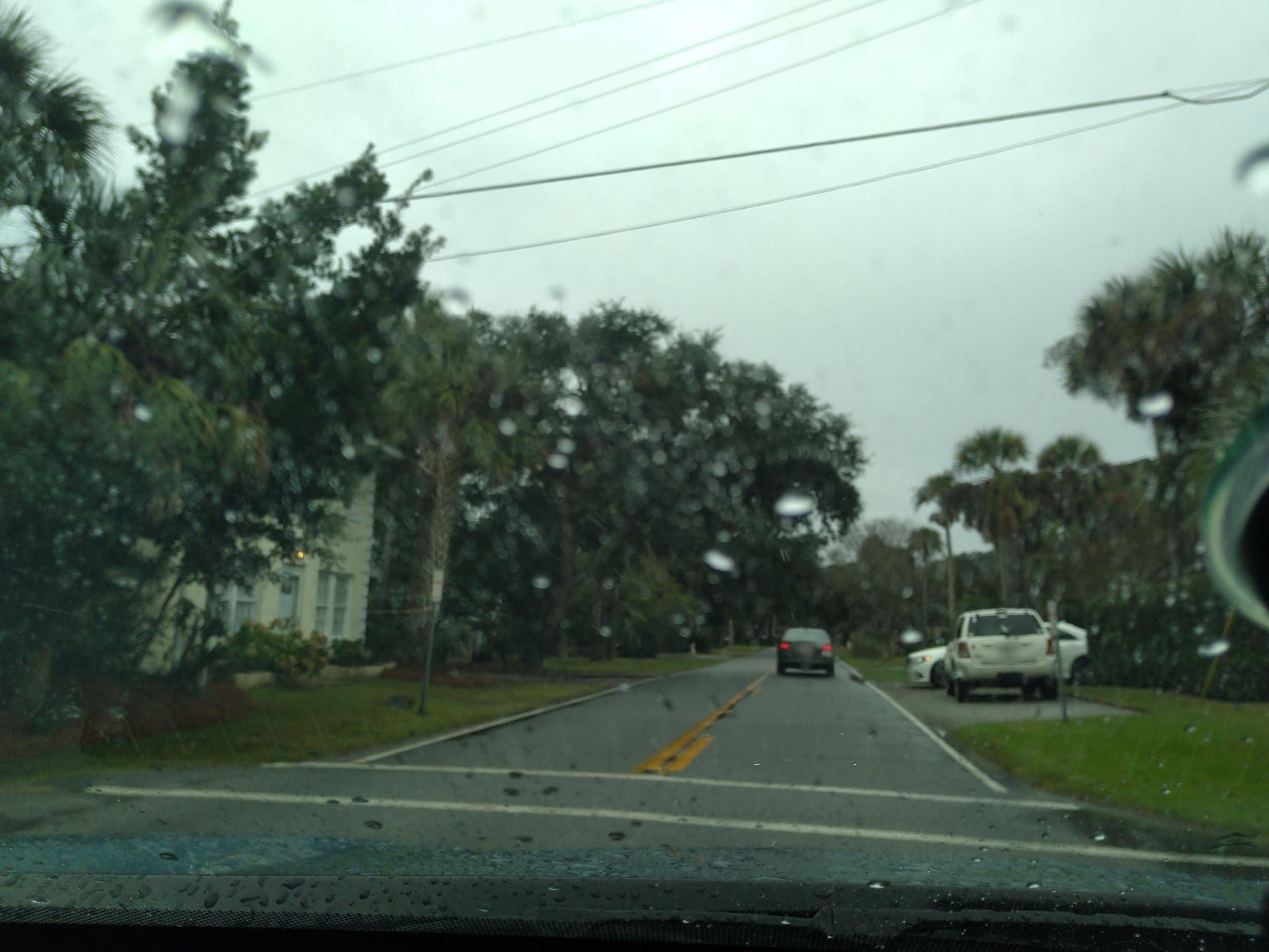 Street view near Chastain's Cottages, Folly Beach — © sparks (CC BY-SA · Mapillary)