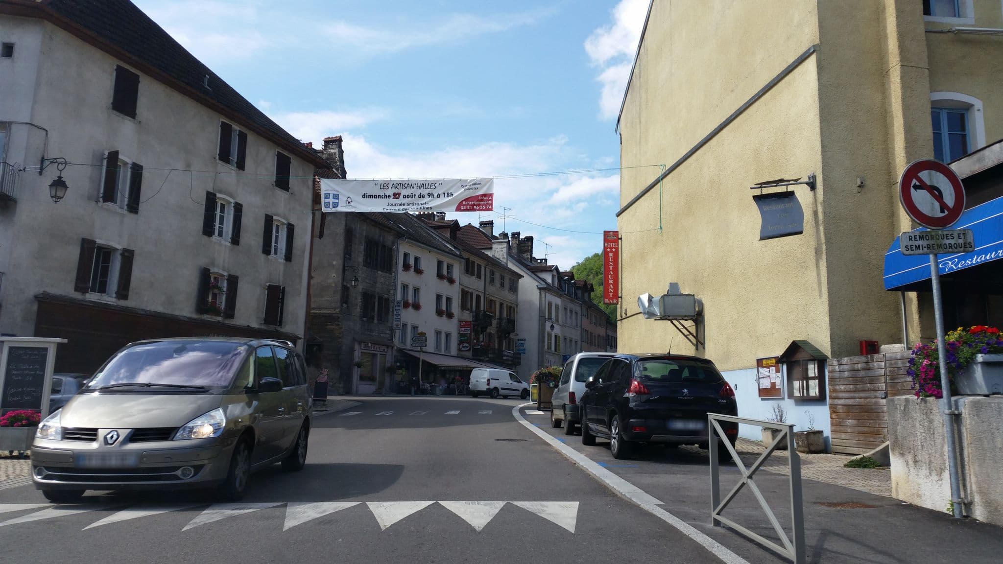 Street view near Les Terrasses, Maîche — © it_s_so_funny (CC BY-SA · Mapillary)
