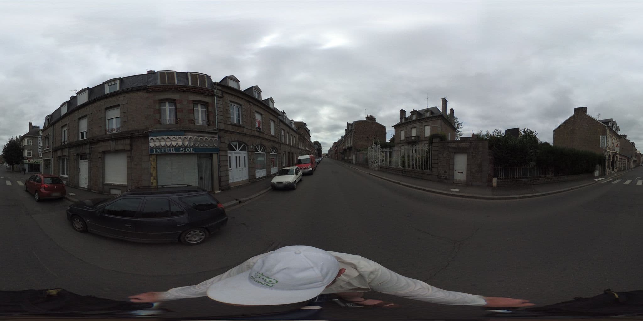 Street view near Le Galion, Flers — © geovelo (CC BY-SA · Mapillary)