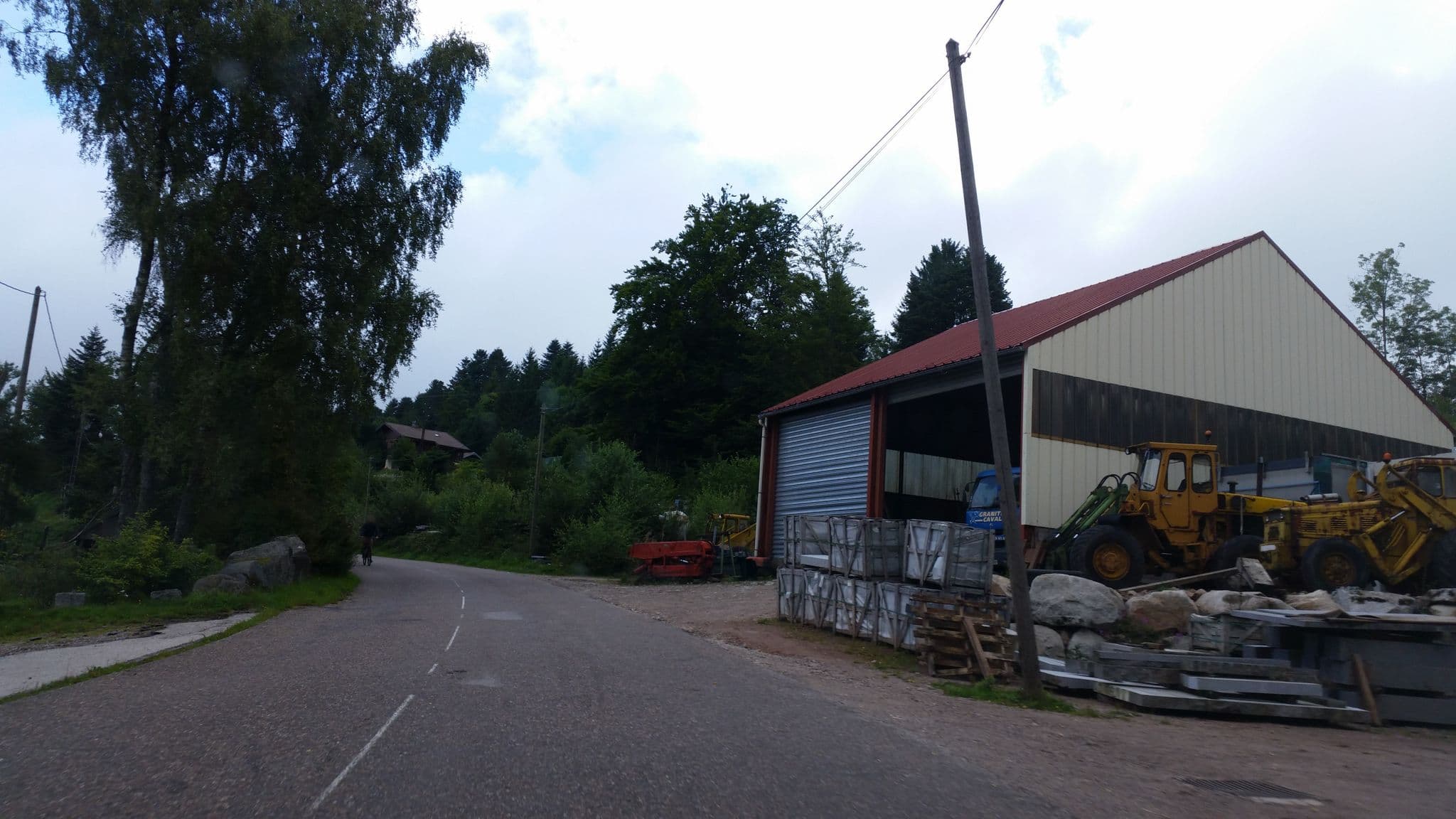 Street view near Ferme du Haut Barba, Le Tholy — © it_s_so_funny (CC BY-SA · Mapillary)