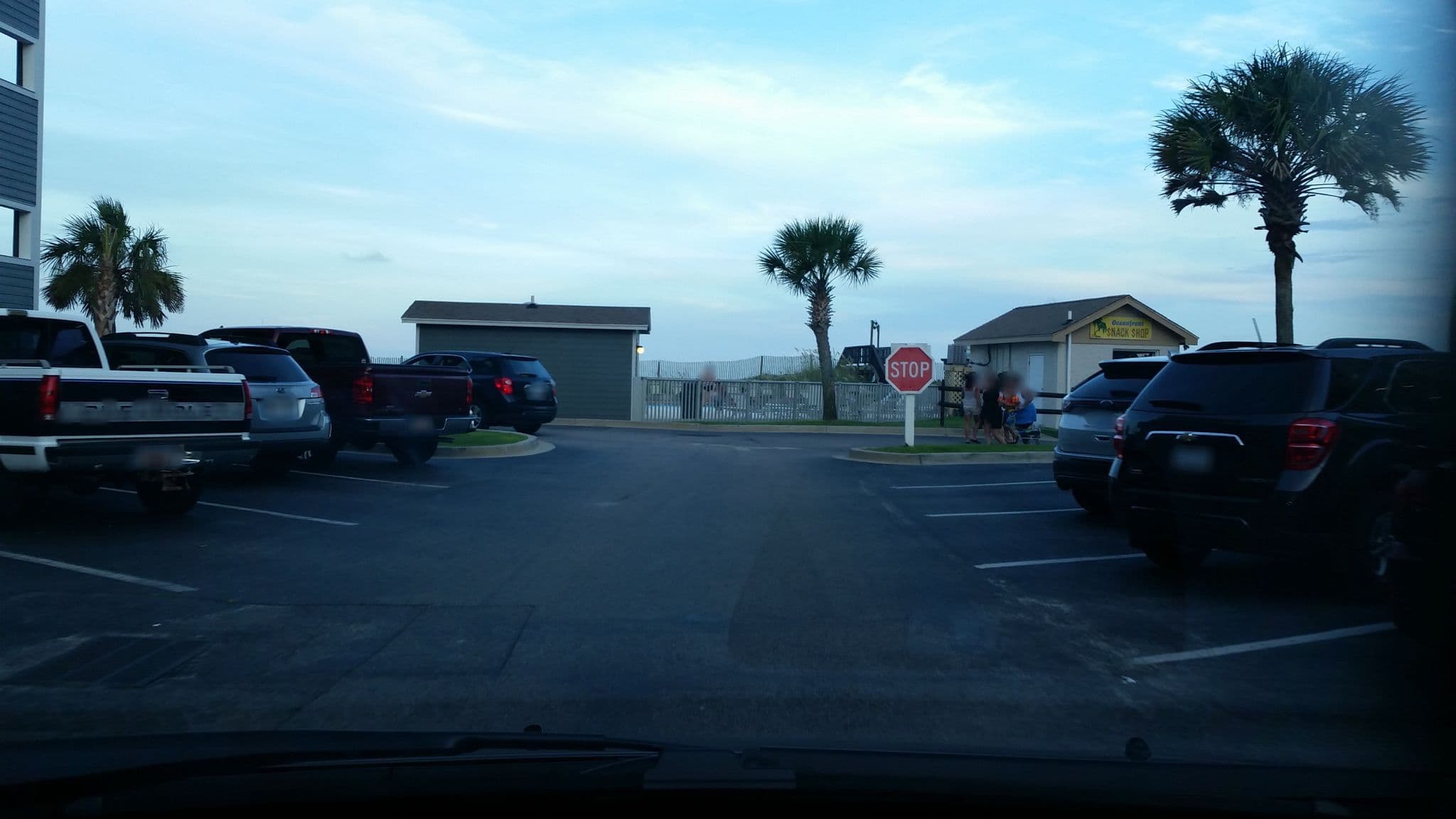 Street view near Room 408 A, Surfside Beach — © dgearhart (CC BY-SA · Mapillary)