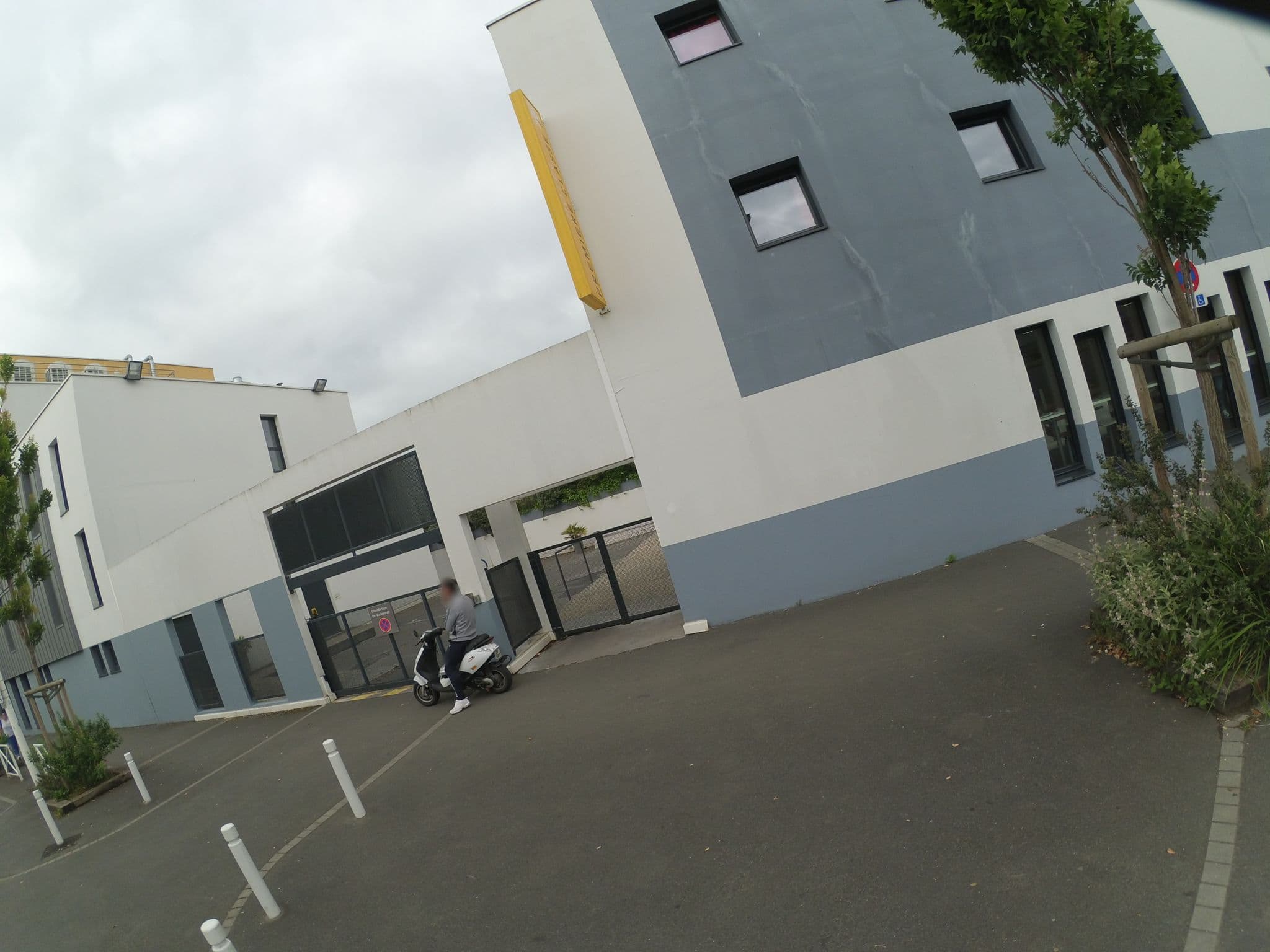 Street view near Hôtel Première Classe, La Rochelle — © stephanep (CC BY-SA · Mapillary)