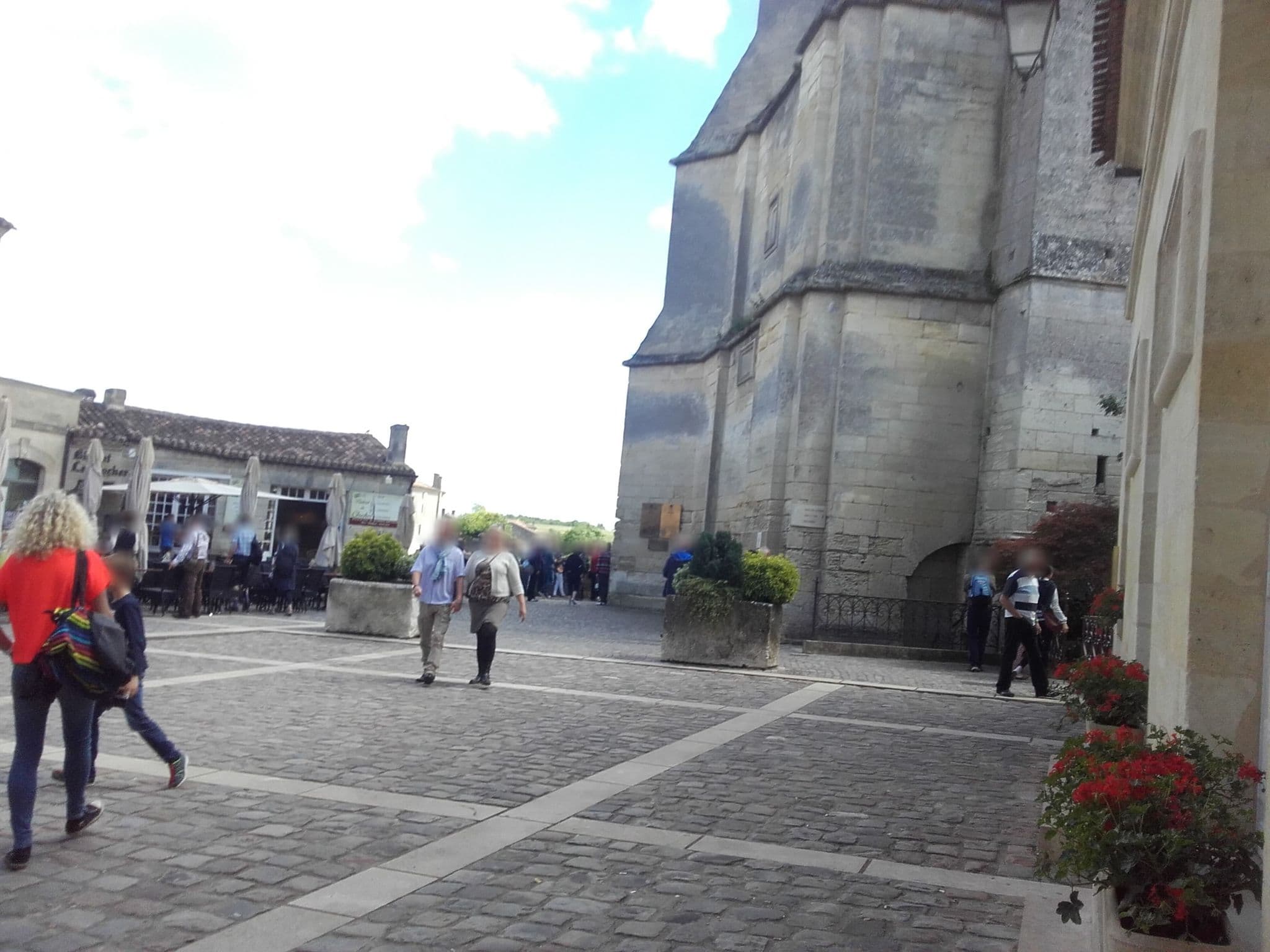 Street view near Hôtel de Pavie, Saint-Émilion — © alexcorioze (CC BY-SA · Mapillary)