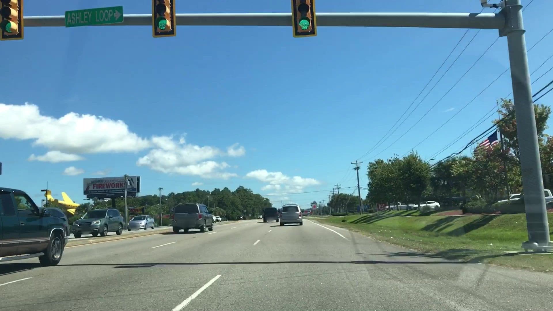 Street view near Laguna Keyes, North Myrtle Beach — © lvl5 (CC BY-SA · Mapillary)