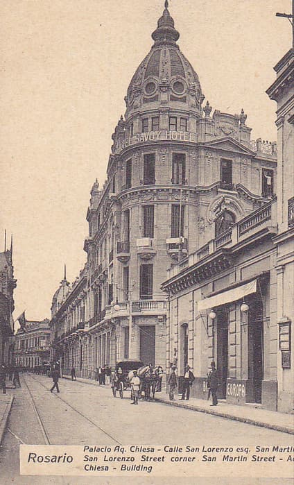 Esplendor Savoy Rosario (via Wikimedia Commons, Public domain)