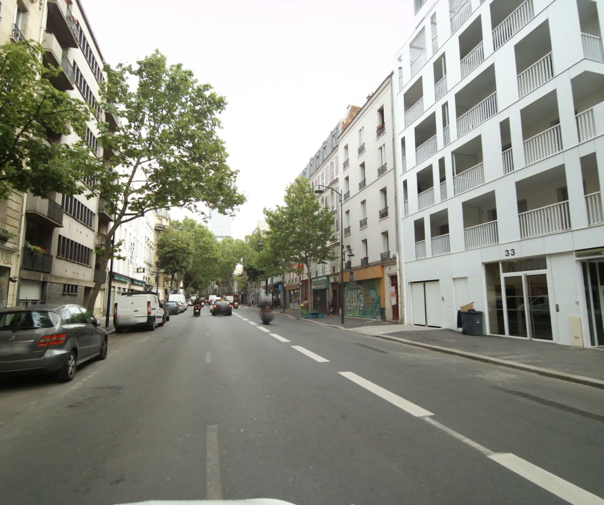 Street view near Grand Hotel Clichy, Clichy — © sogefi (CC BY-SA · Mapillary)